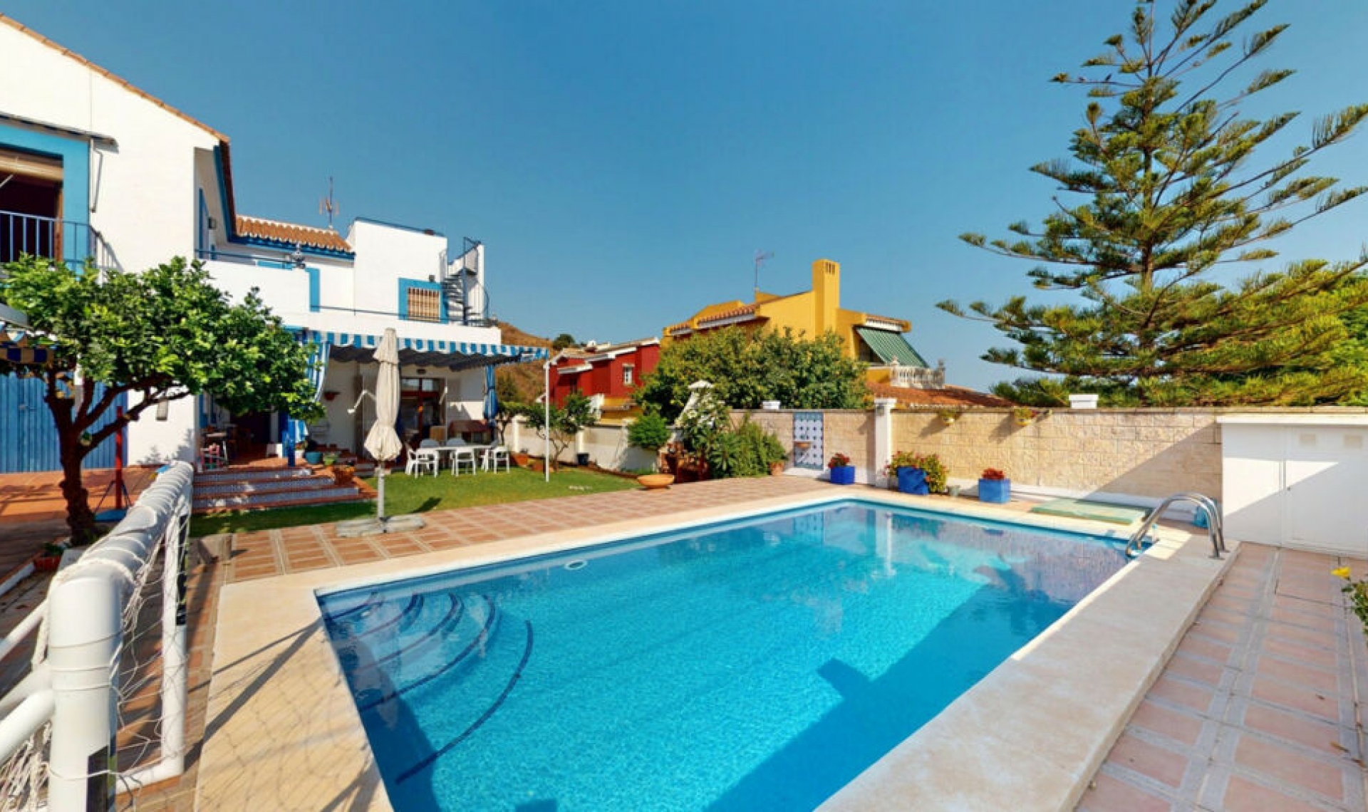 Resale - House -
Chilches