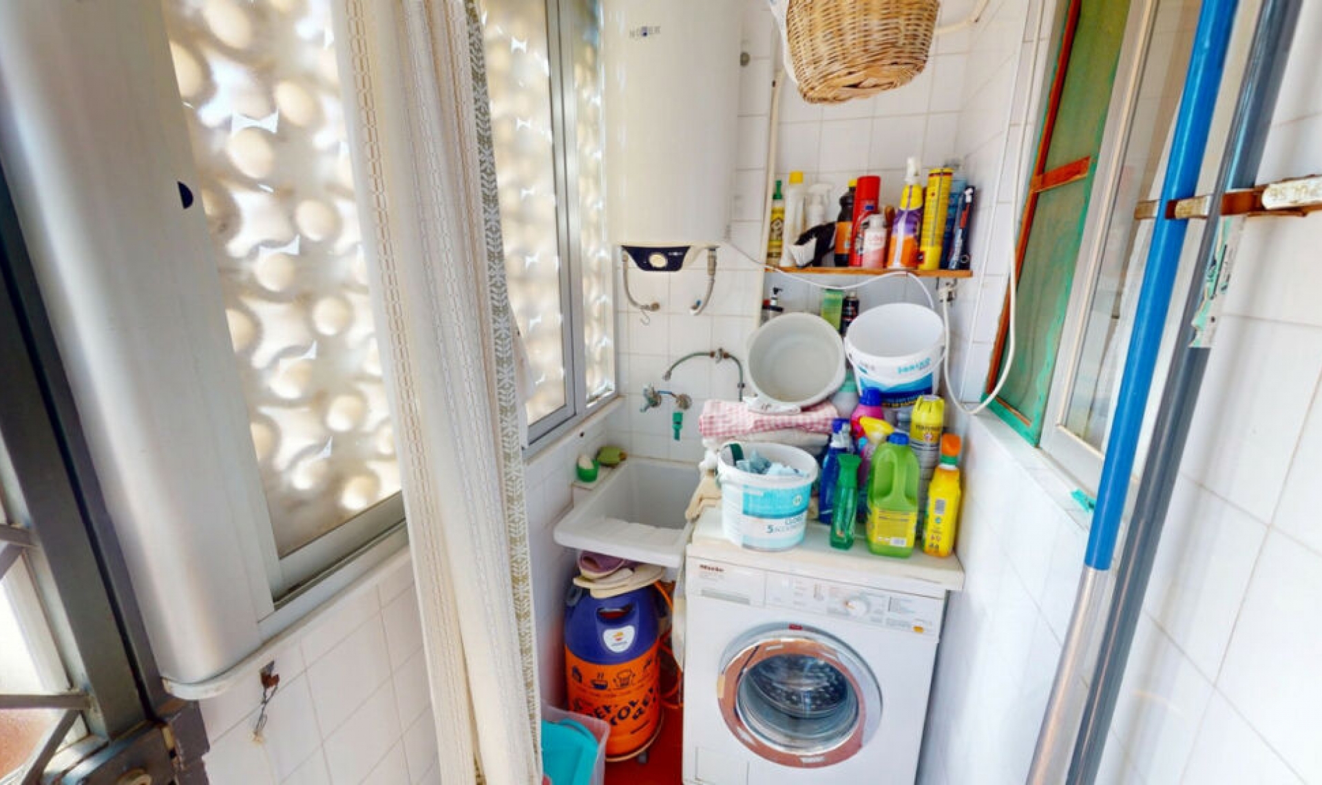 Resale - House -
Chilches