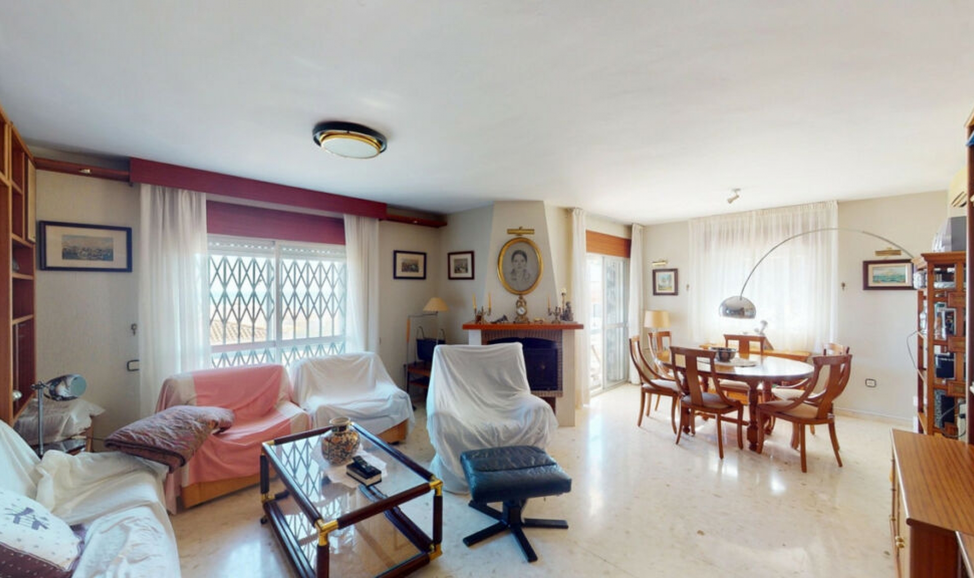 Resale - House -
Chilches