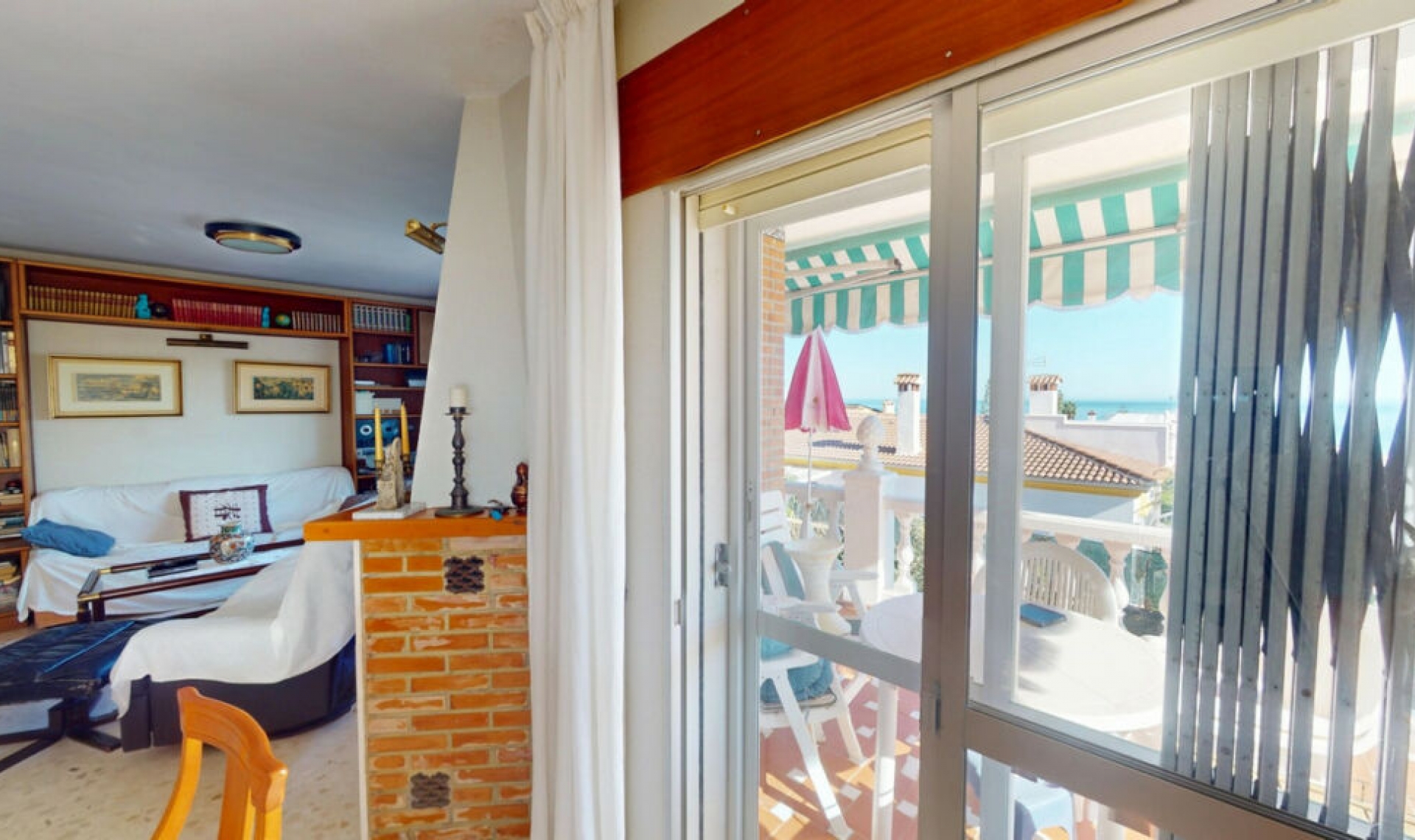 Resale - House -
Chilches