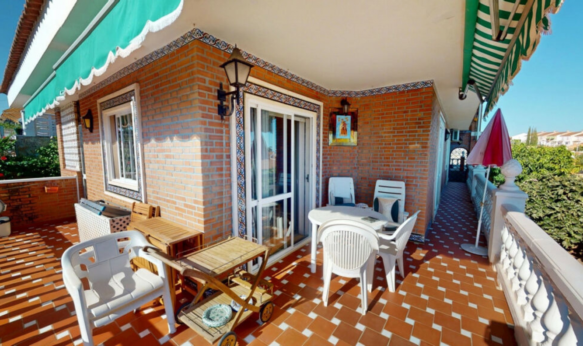 Resale - House -
Chilches