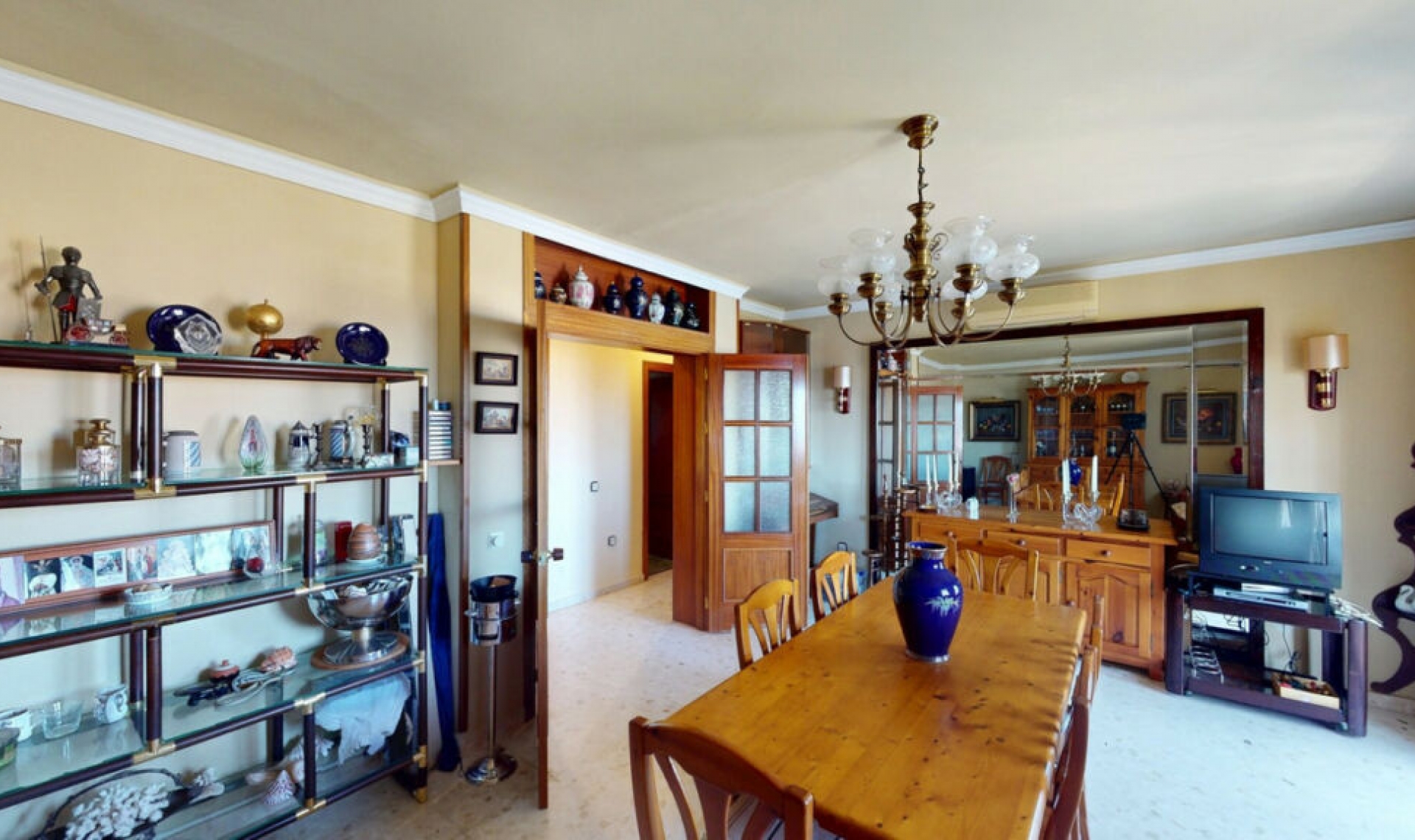 Resale - House -
Chilches