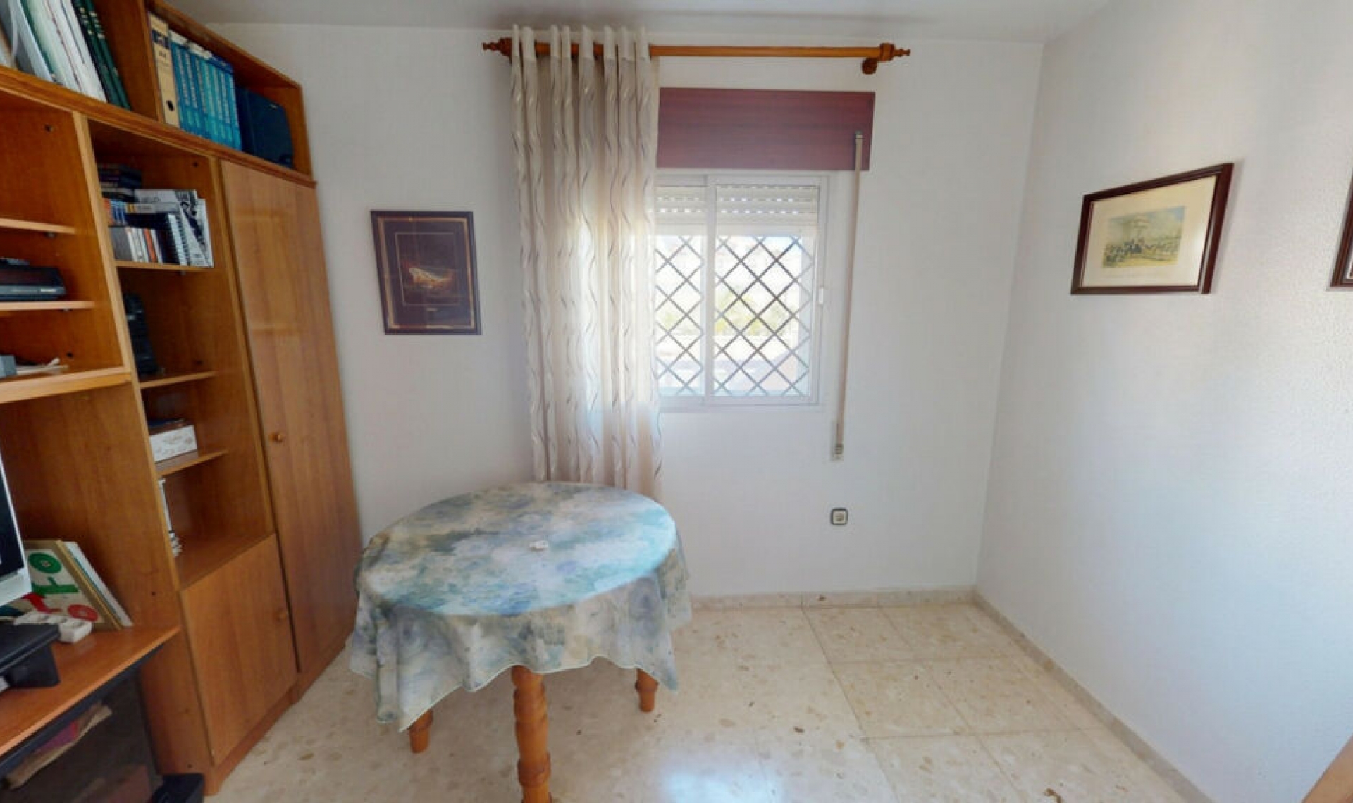 Resale - House -
Chilches