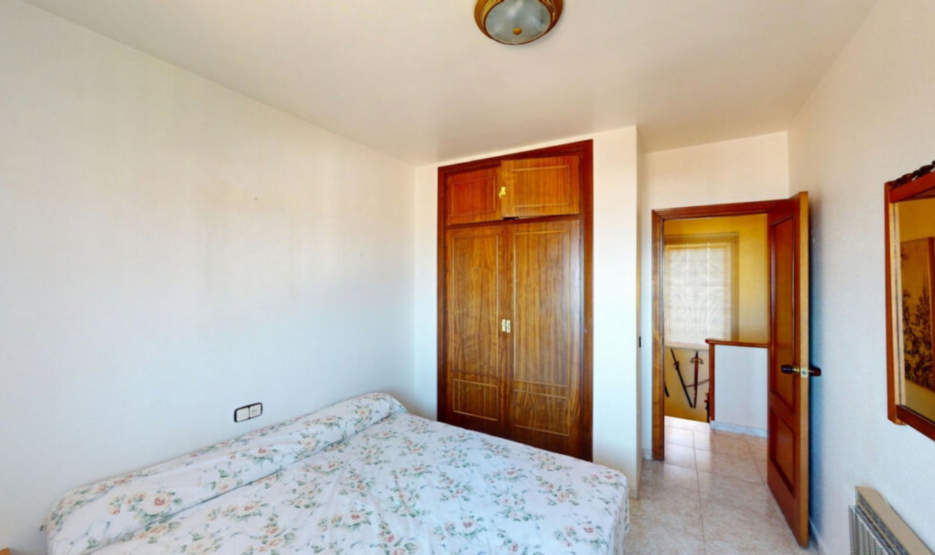 Resale - House -
Chilches