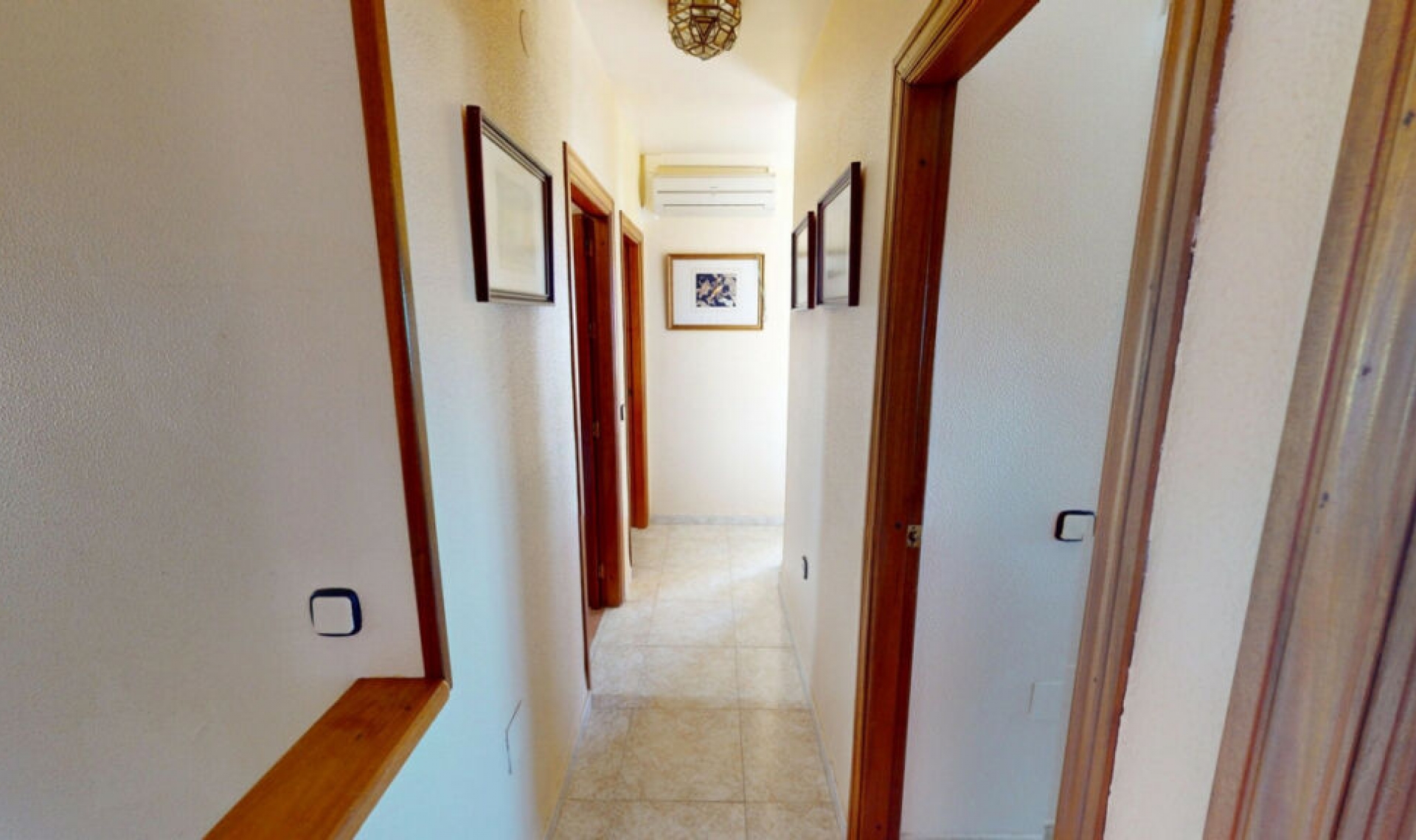 Resale - House -
Chilches