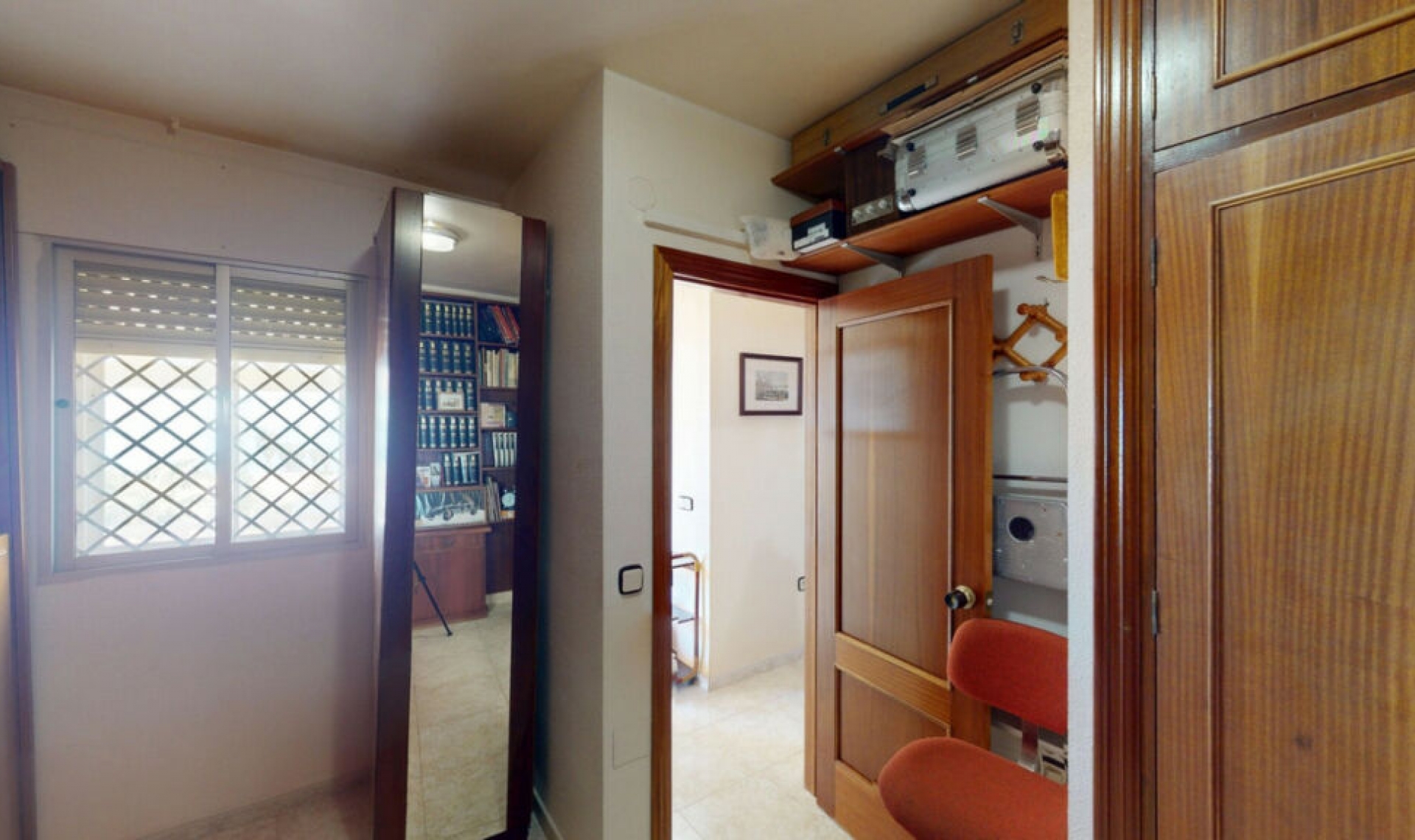 Resale - House -
Chilches