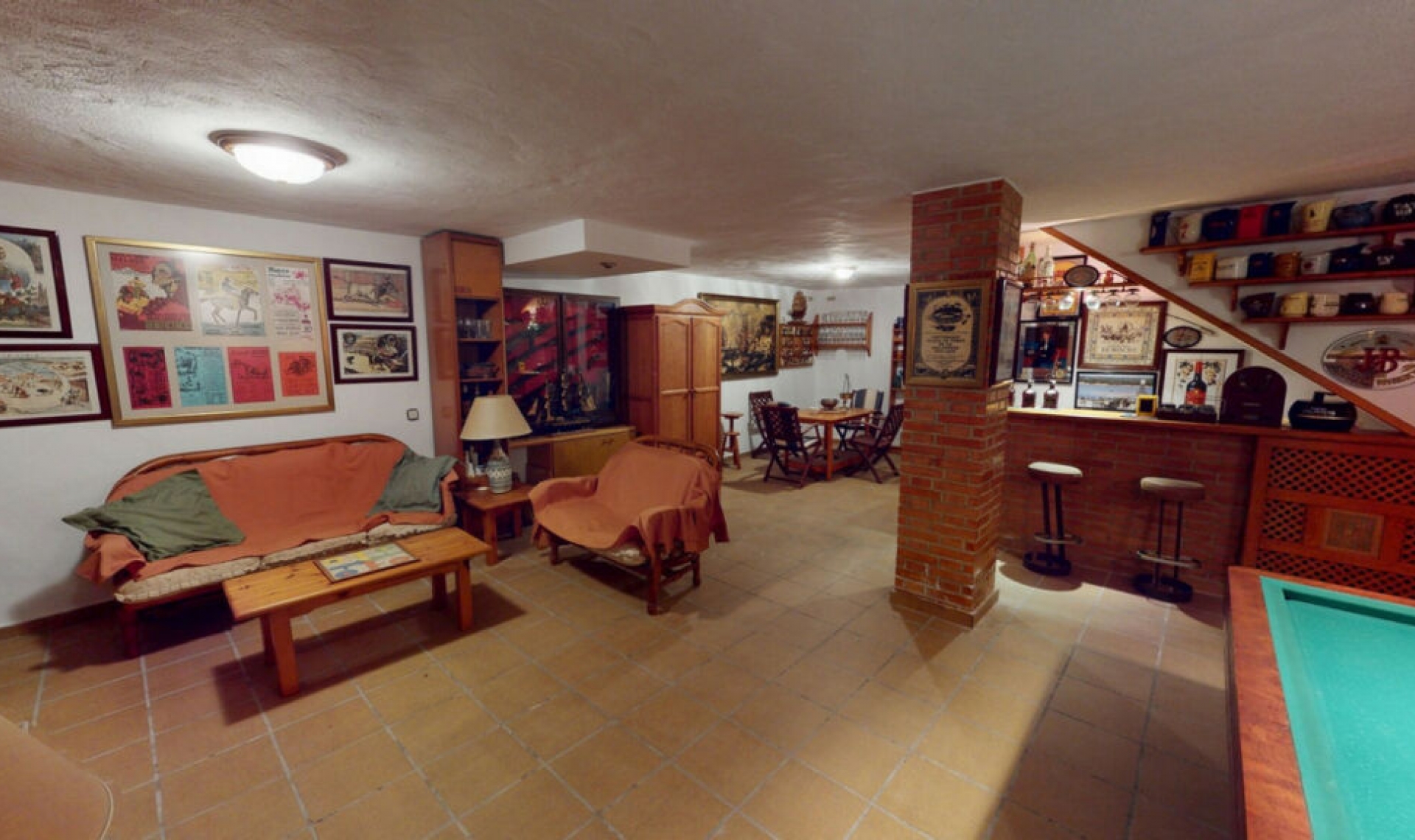 Resale - House -
Chilches