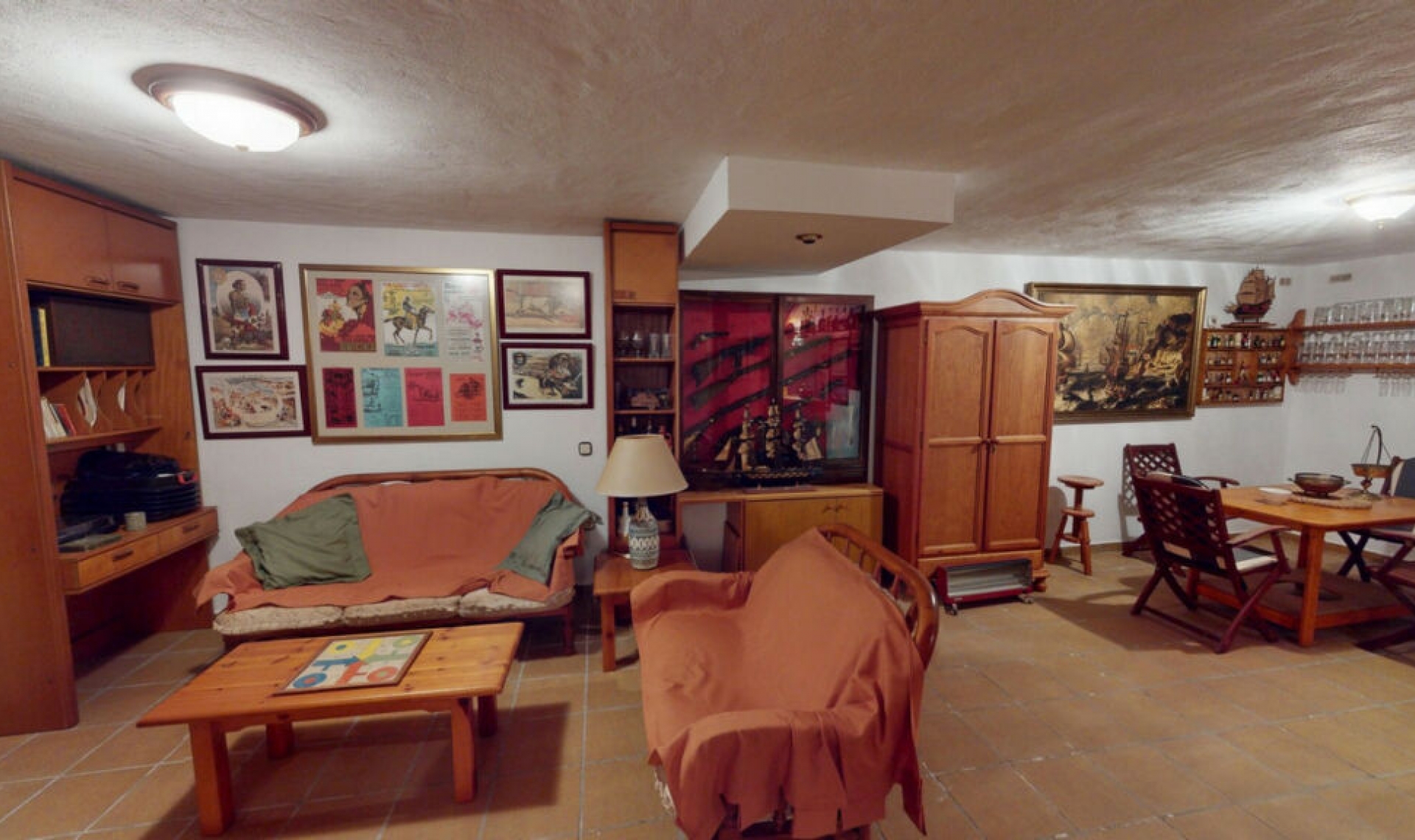 Resale - House -
Chilches