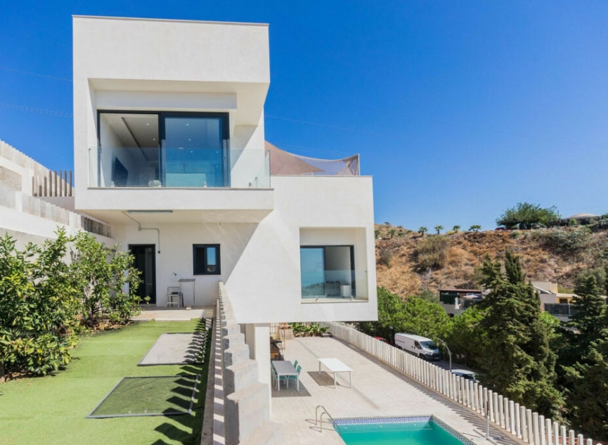 Resale - House -
Chilches