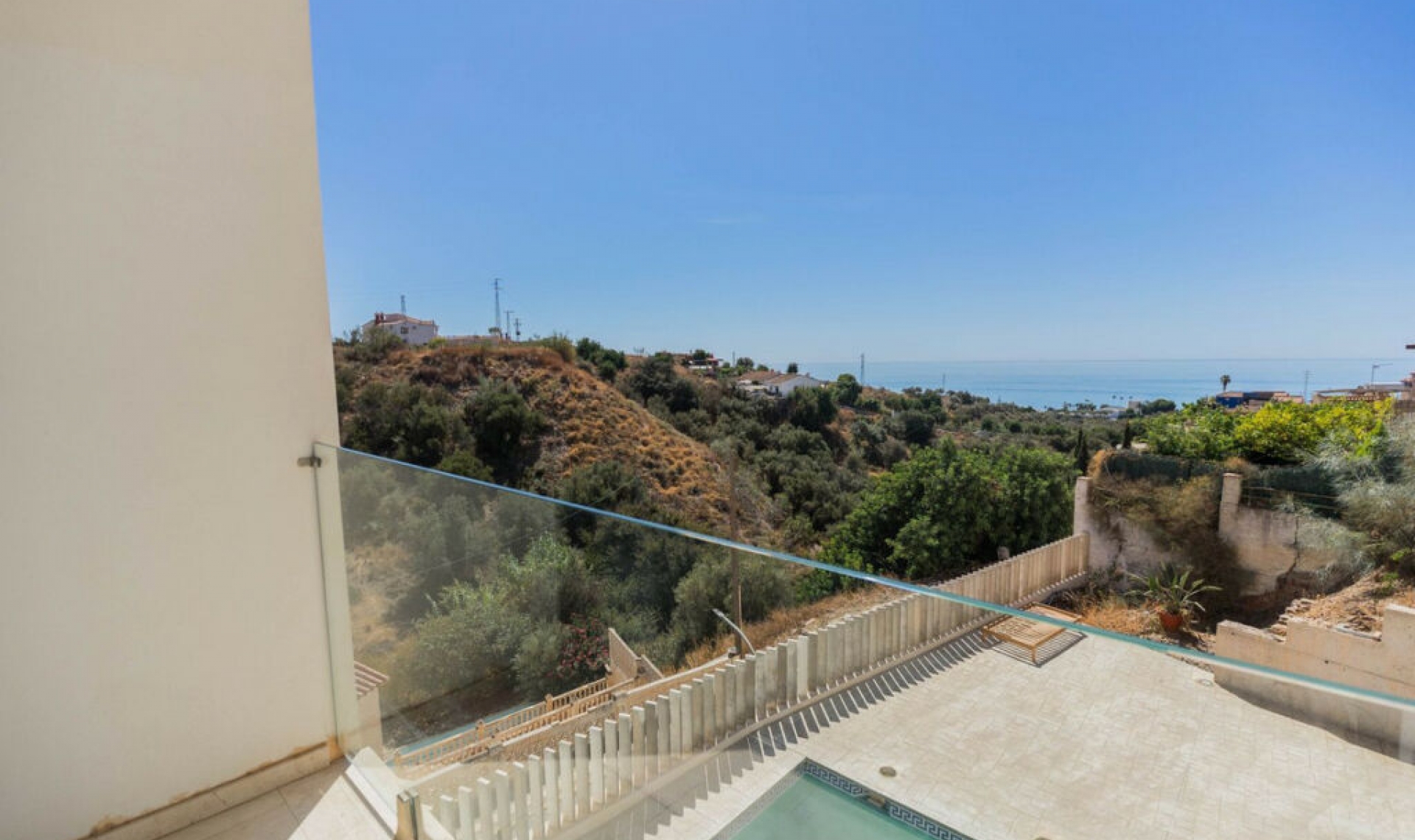Resale - House -
Chilches