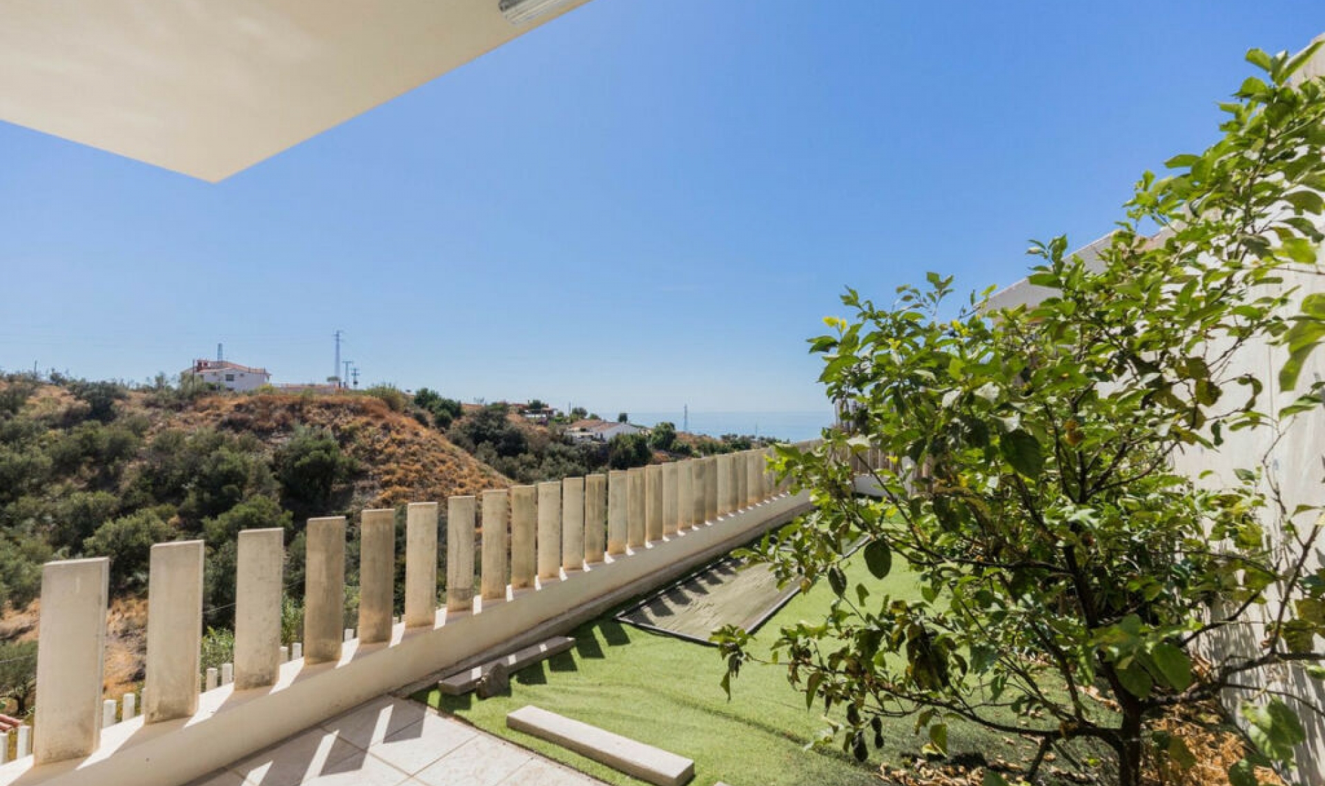 Resale - House -
Chilches