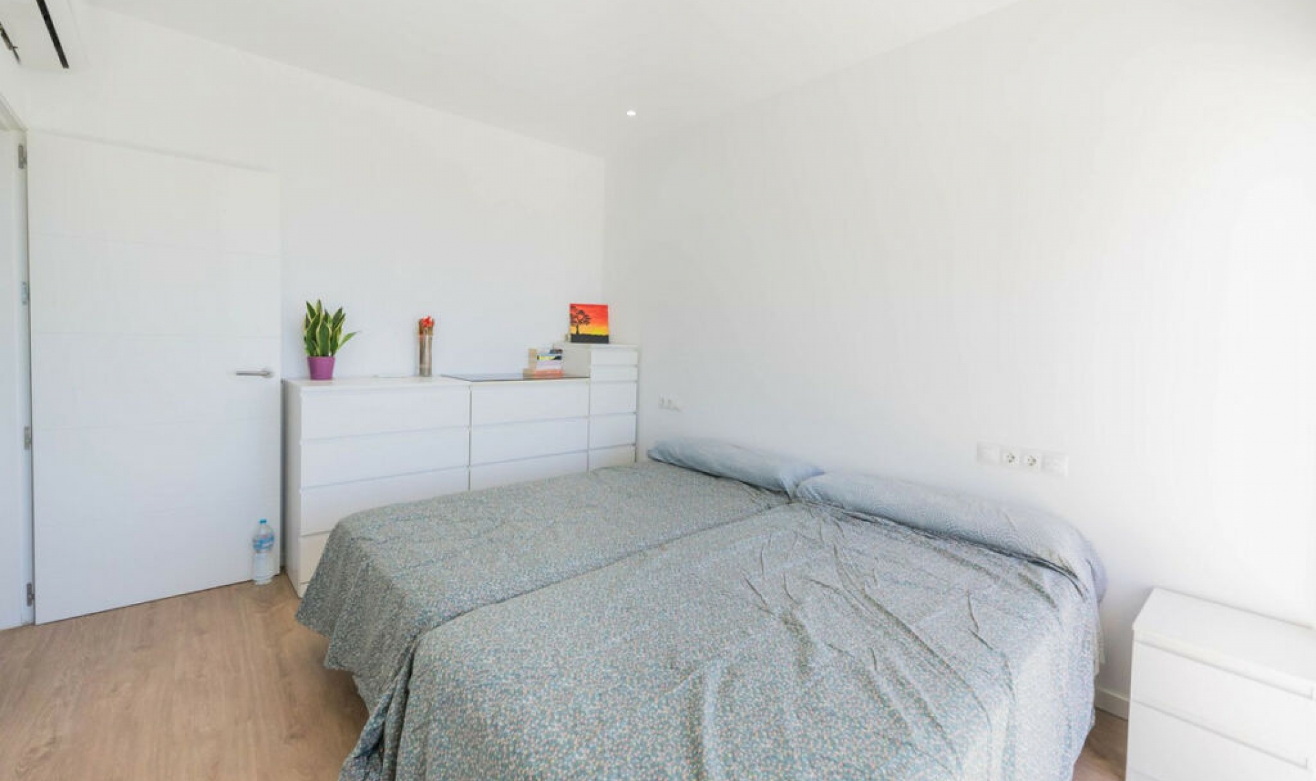 Resale - House -
Chilches