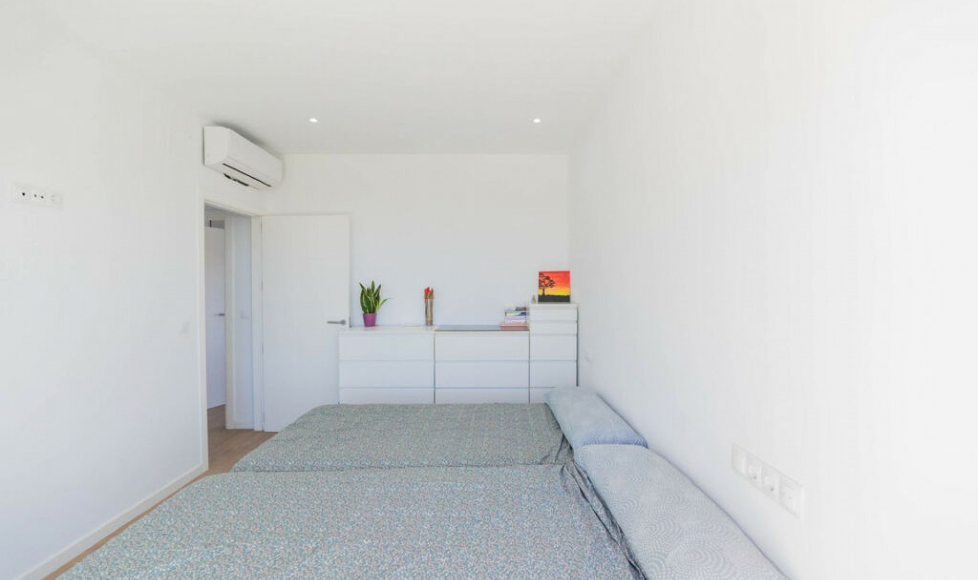 Resale - House -
Chilches