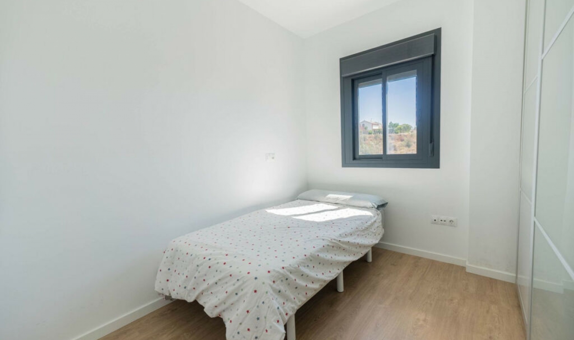 Resale - House -
Chilches