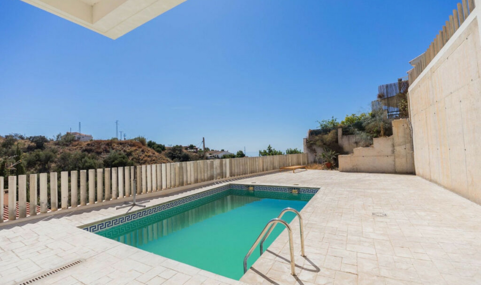 Resale - House -
Chilches