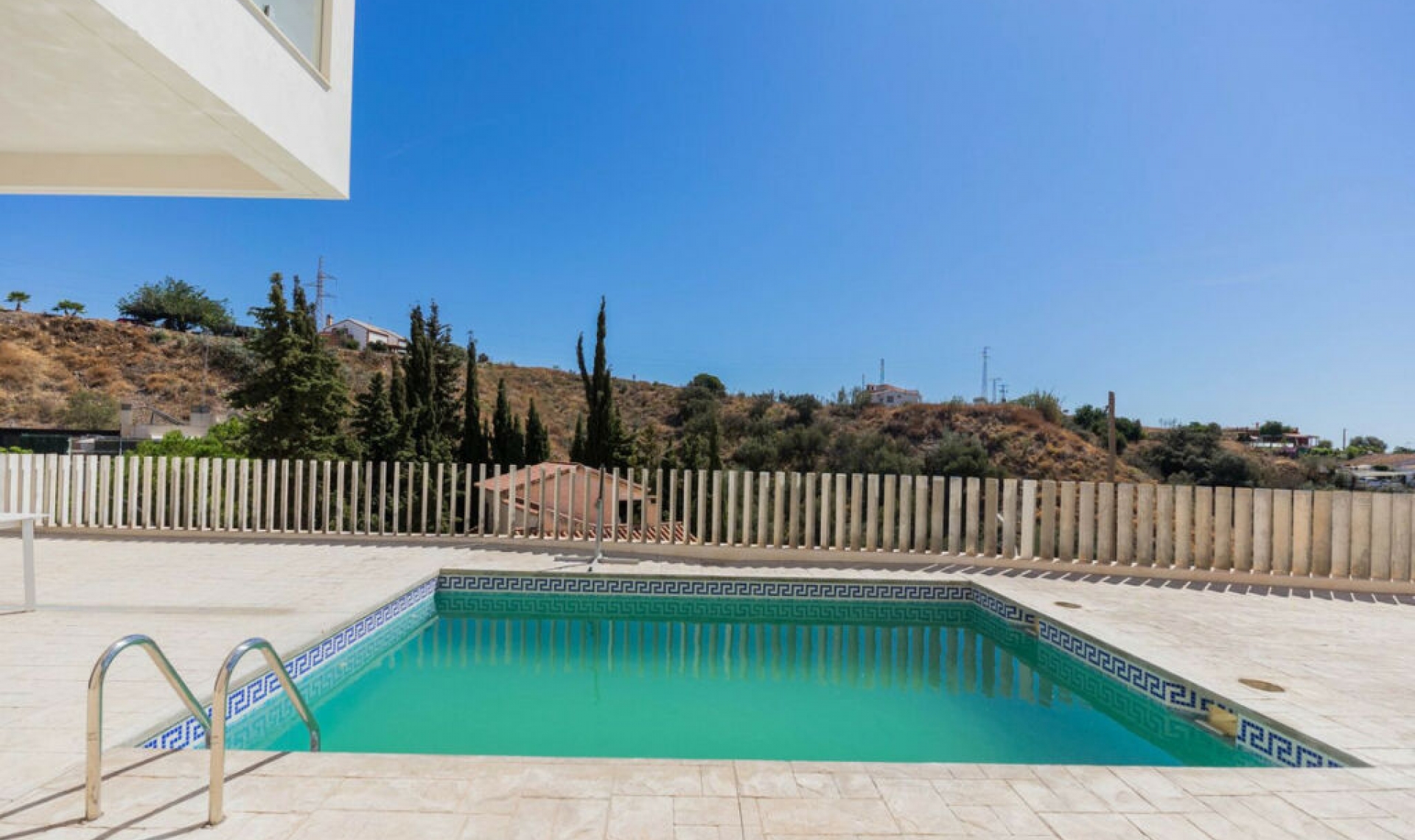 Resale - House -
Chilches