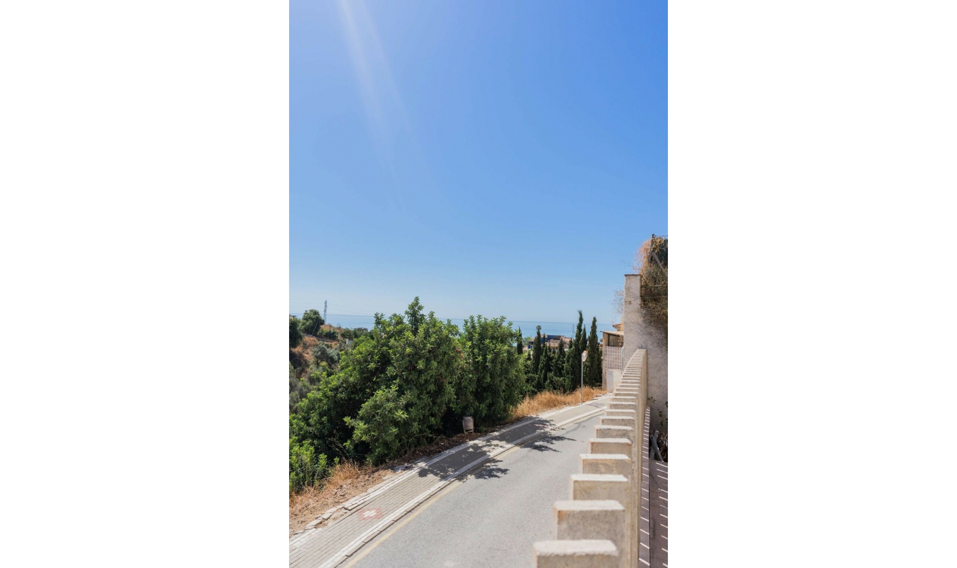 Resale - House -
Chilches