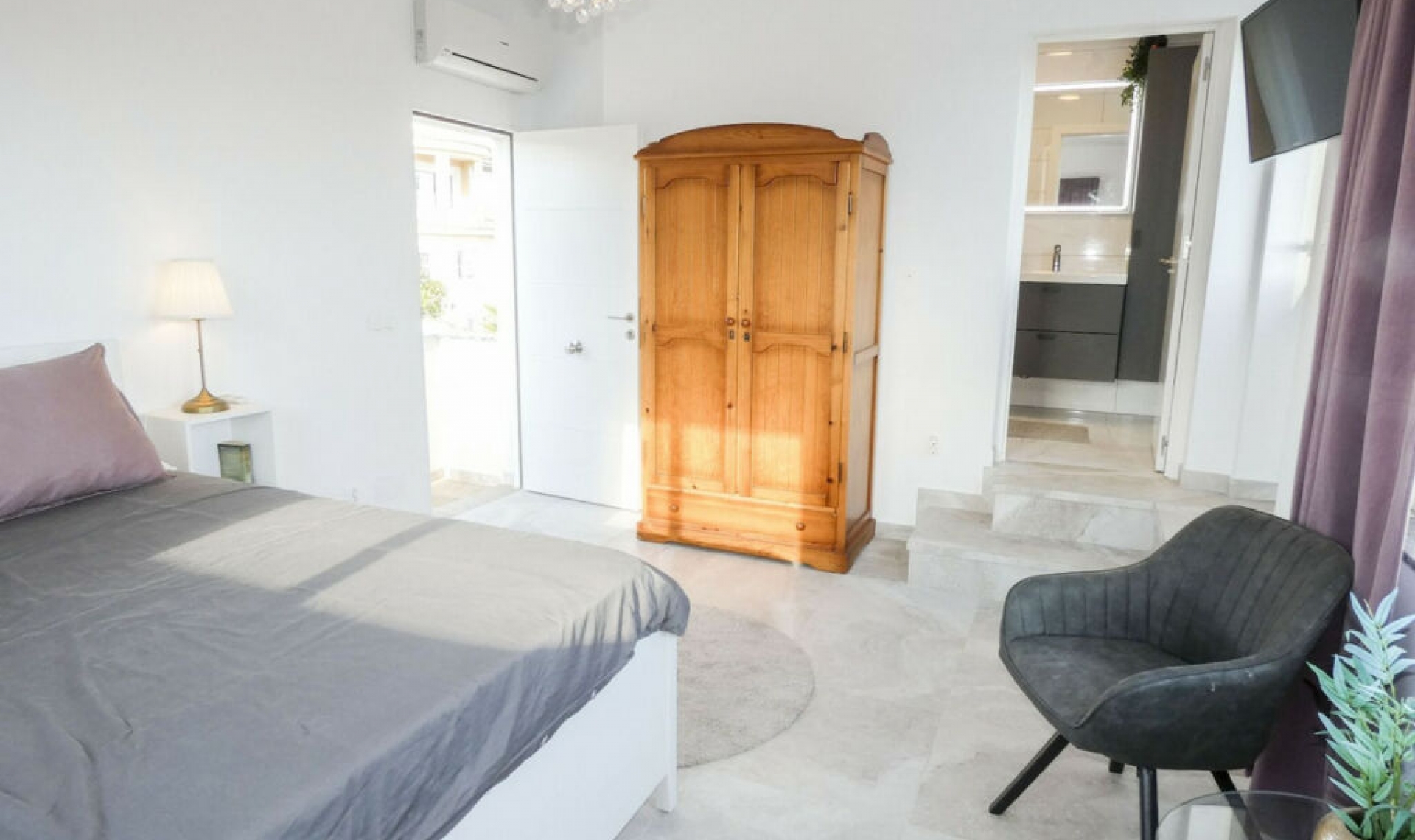 Resale - House -
Ciudad Quesada