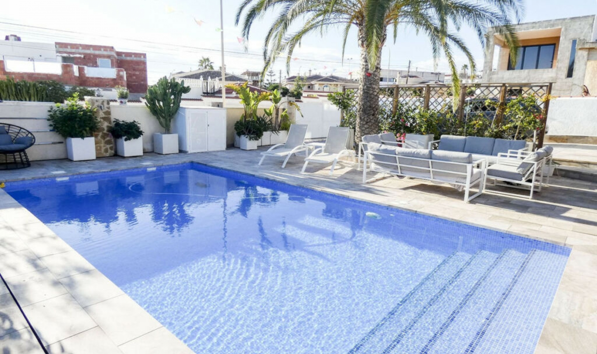 Resale - House -
Ciudad Quesada