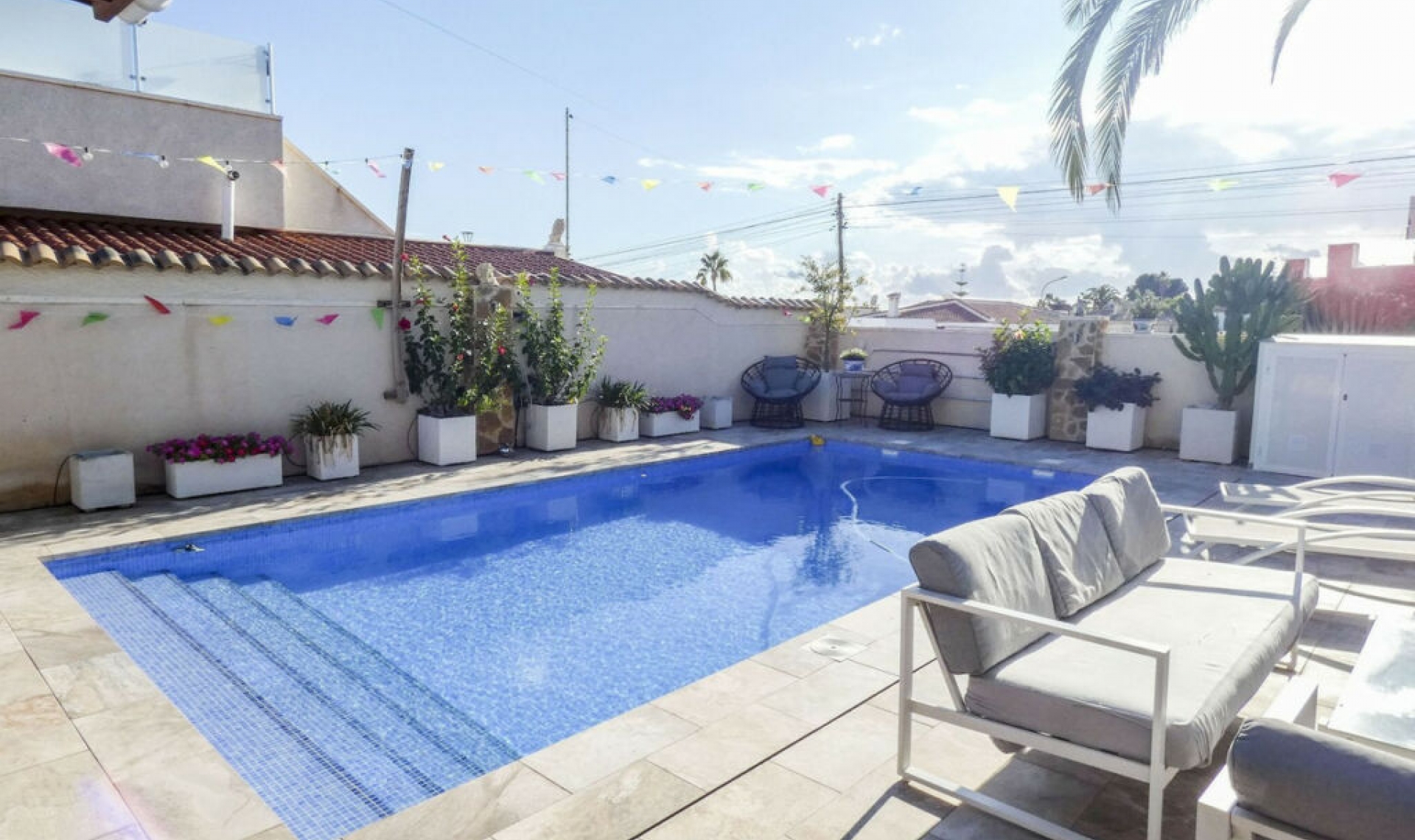 Resale - House -
Ciudad Quesada