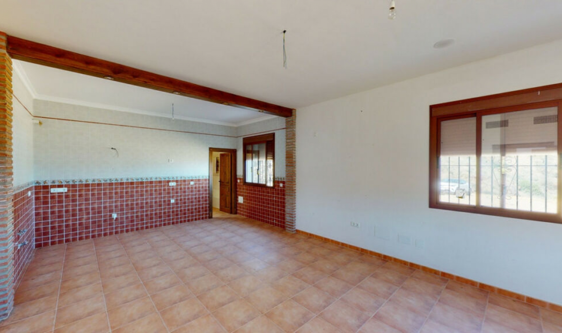 Resale - House -
Colmenar