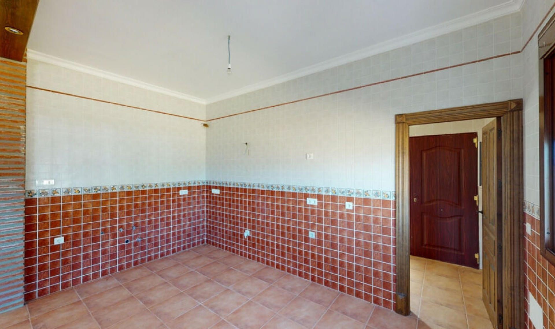 Resale - House -
Colmenar