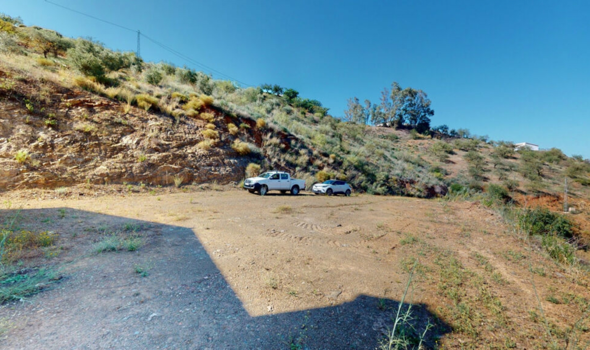 Resale - House -
Colmenar