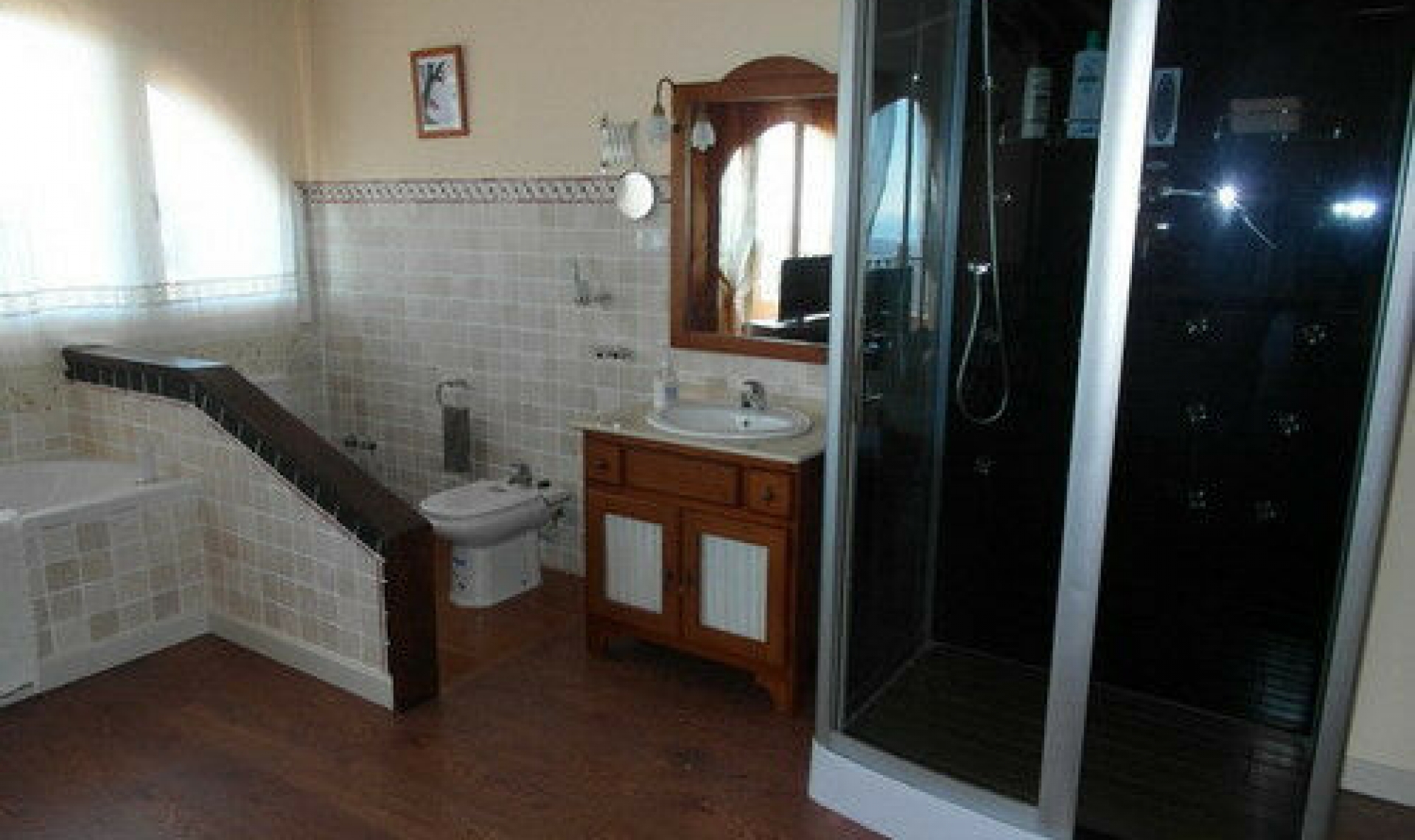 Resale - House -
Comares