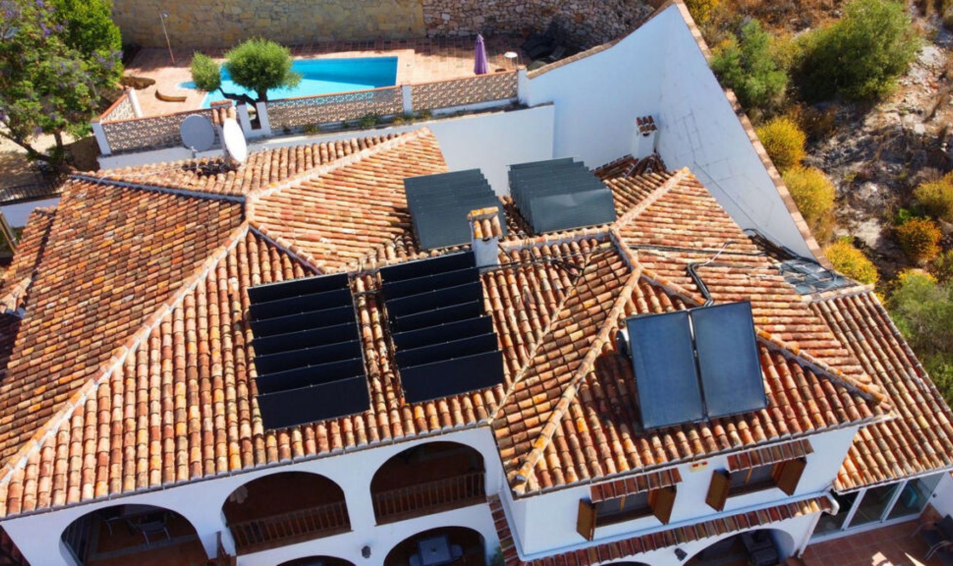 Resale - House -
Cómpeta