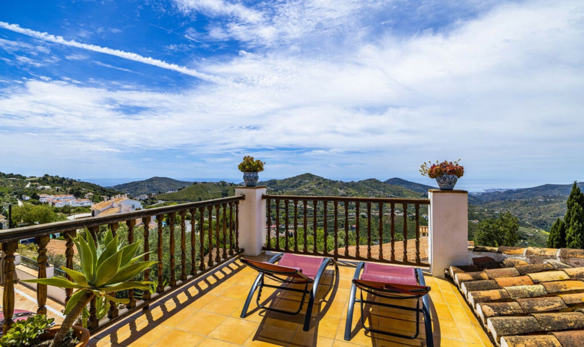 Resale - House -
Cómpeta