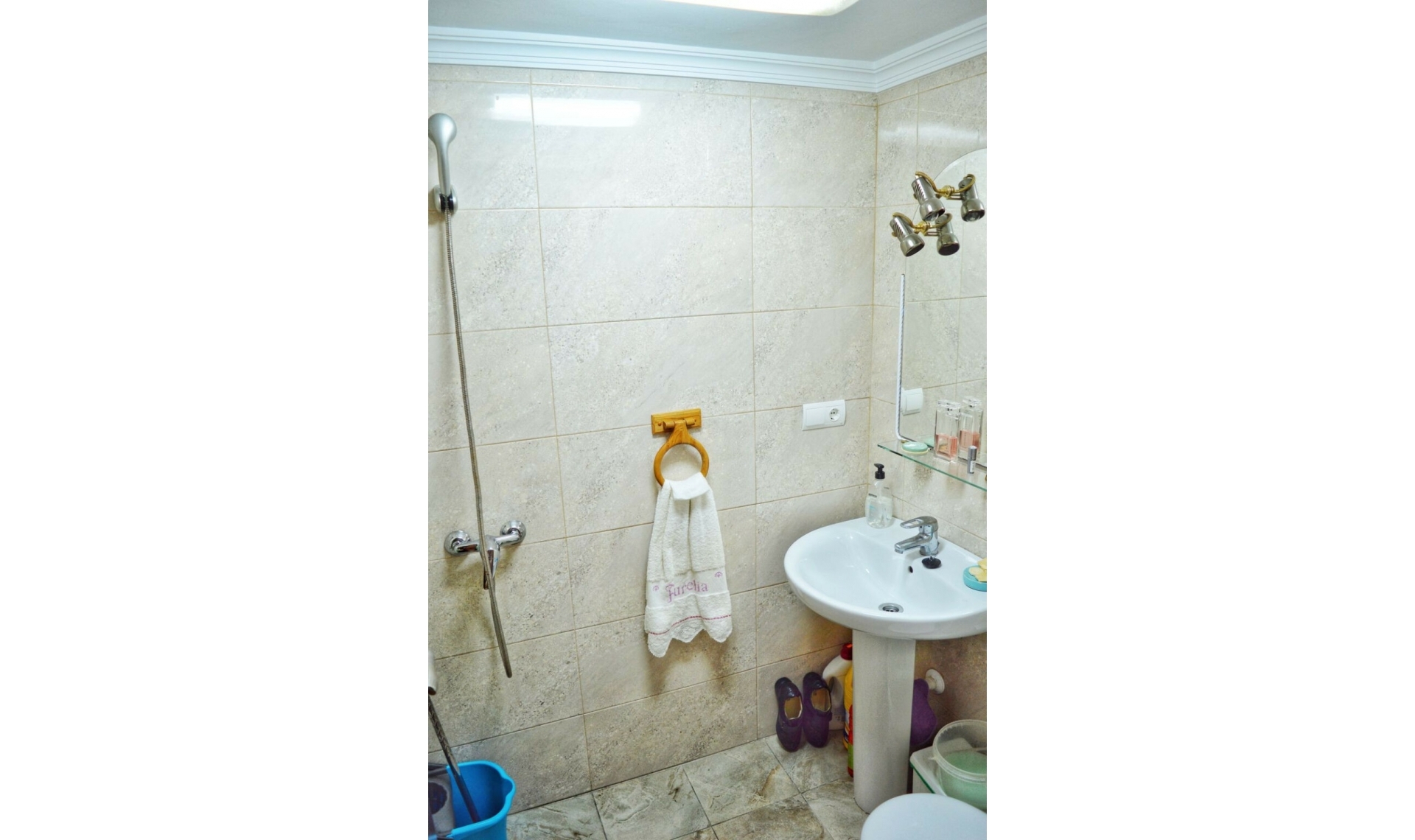 Resale - House -
Cómpeta