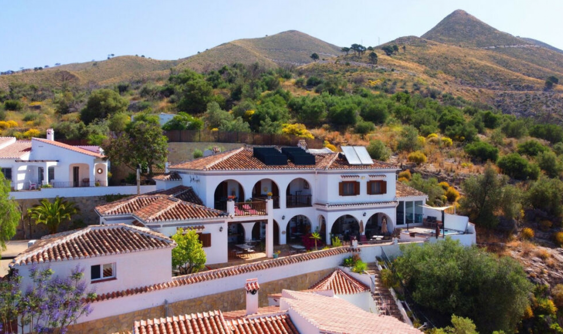 Resale - House -
Cómpeta