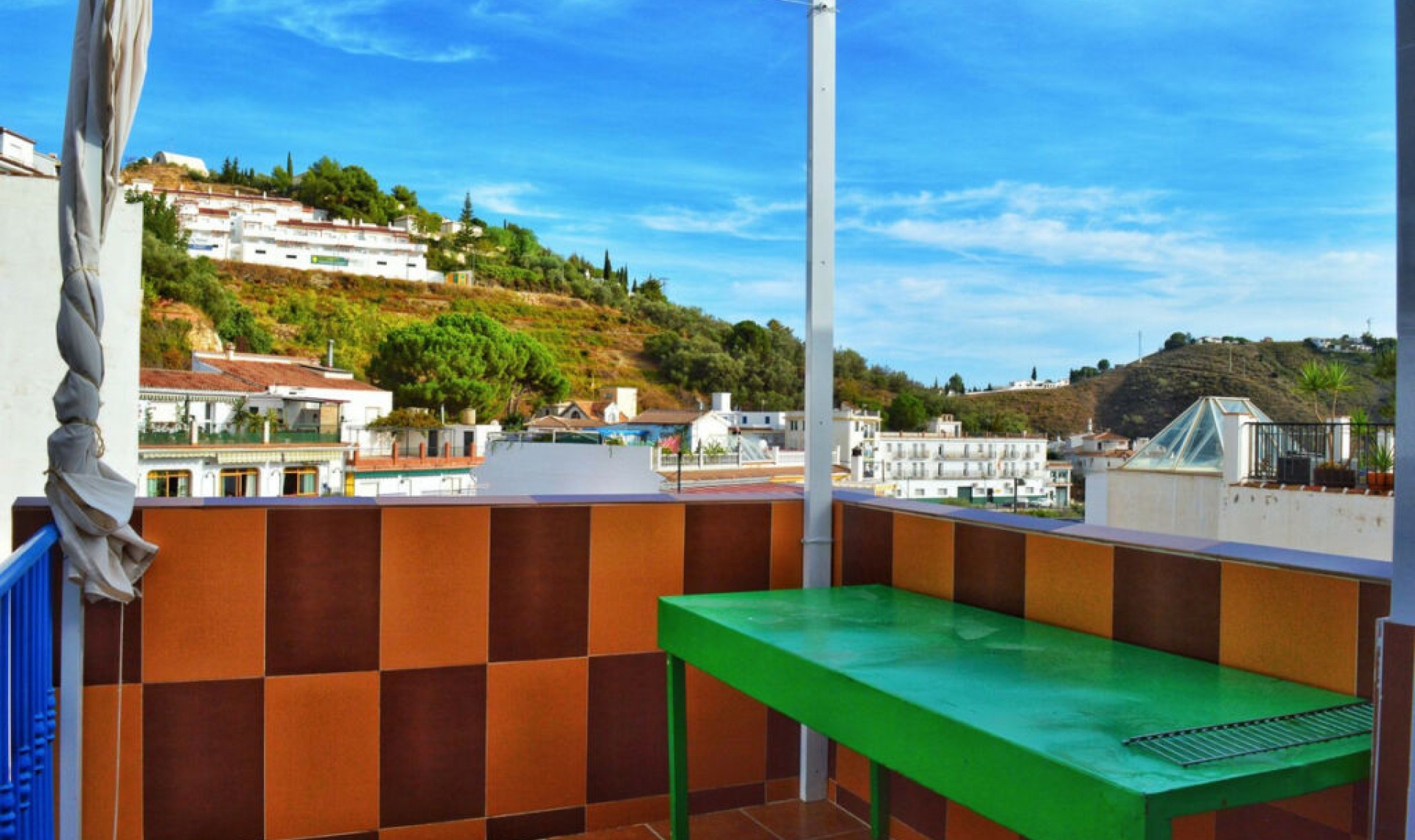 Resale - House -
Cómpeta