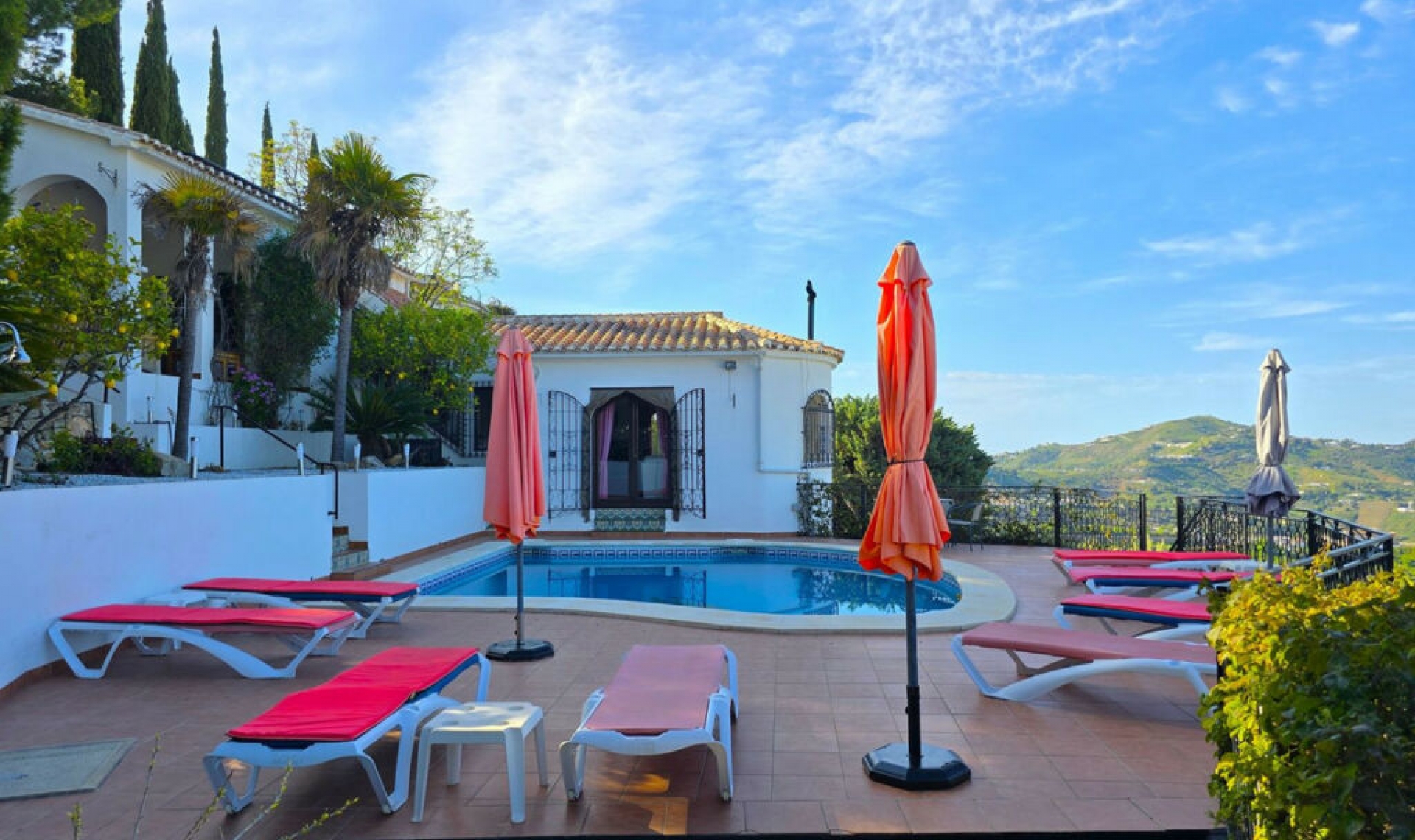 Resale - House -
Cómpeta