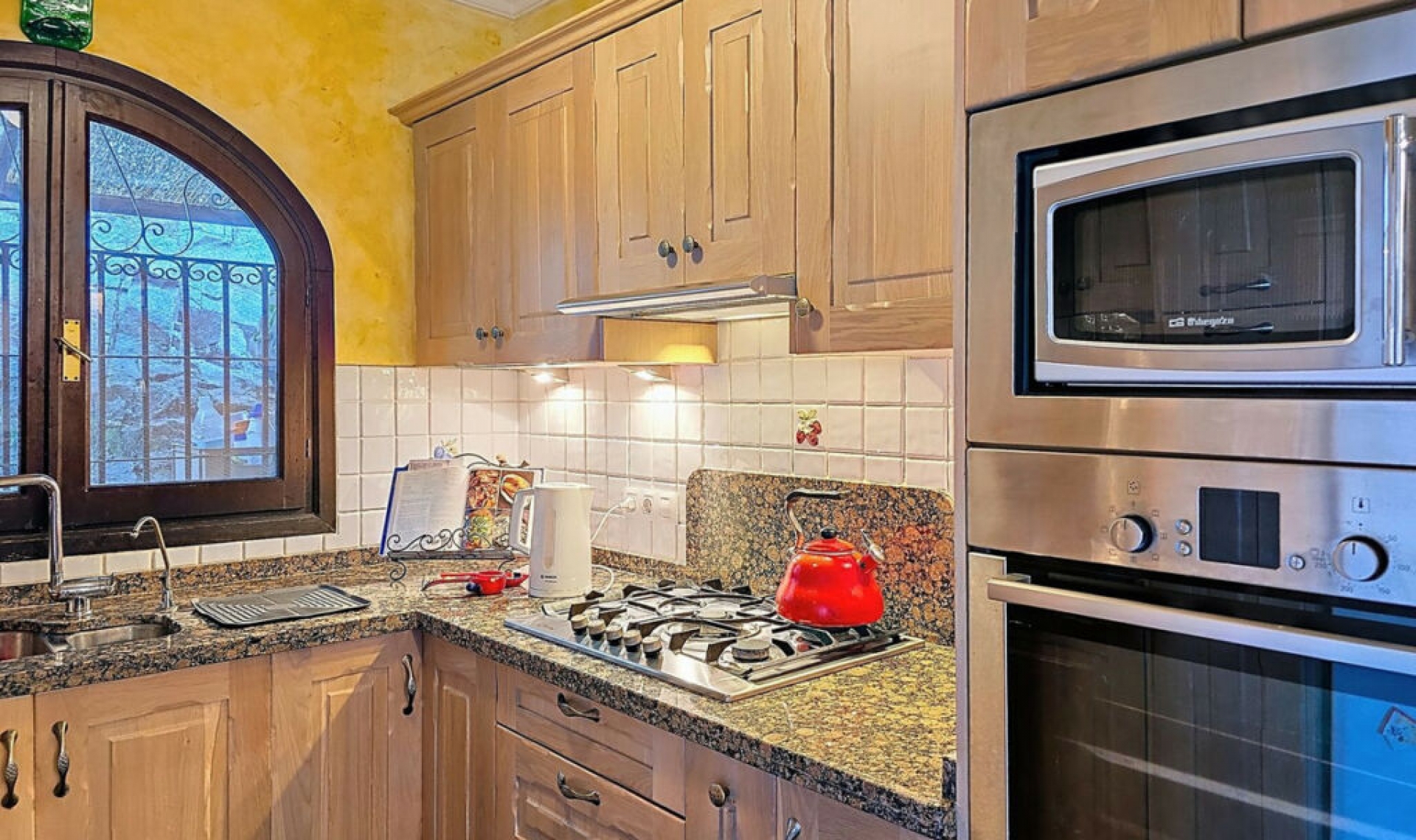 Resale - House -
Cómpeta