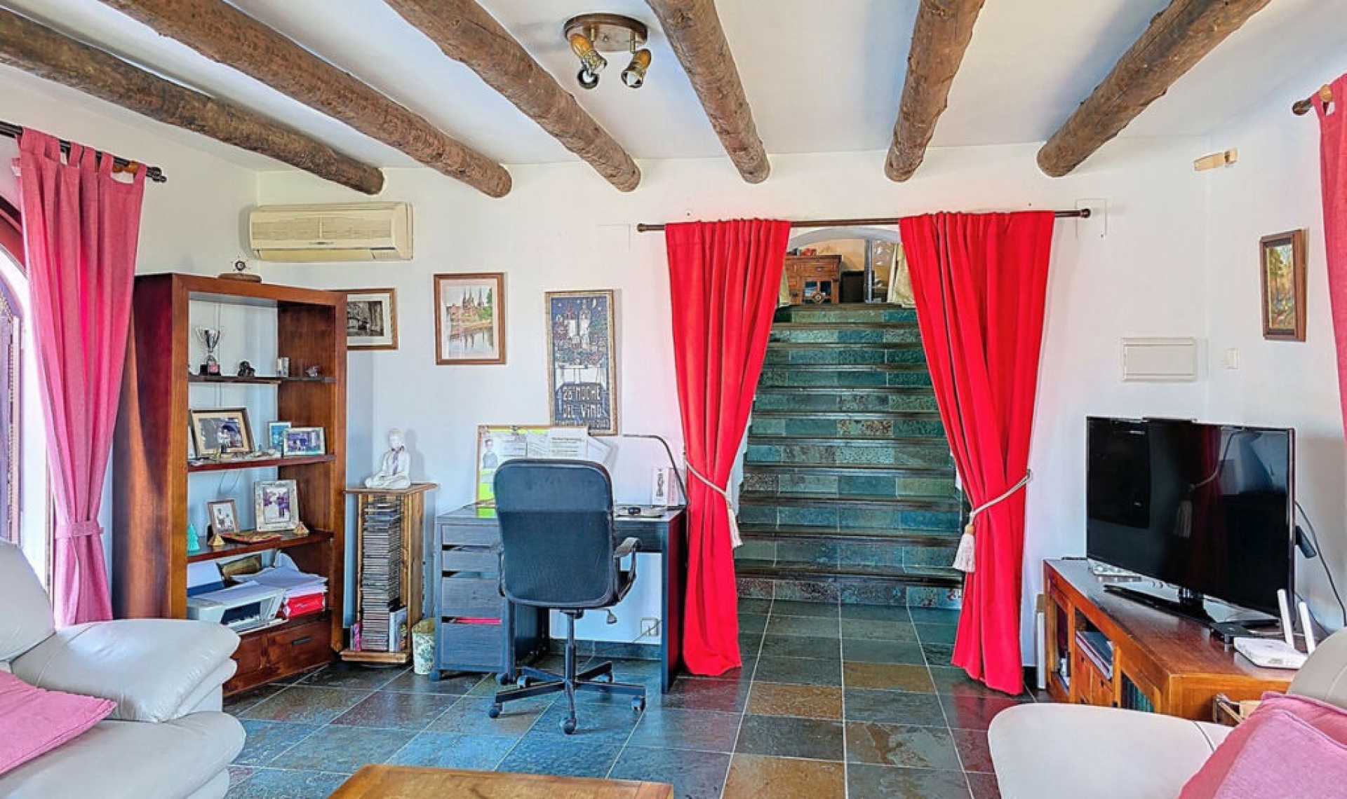 Resale - House -
Cómpeta