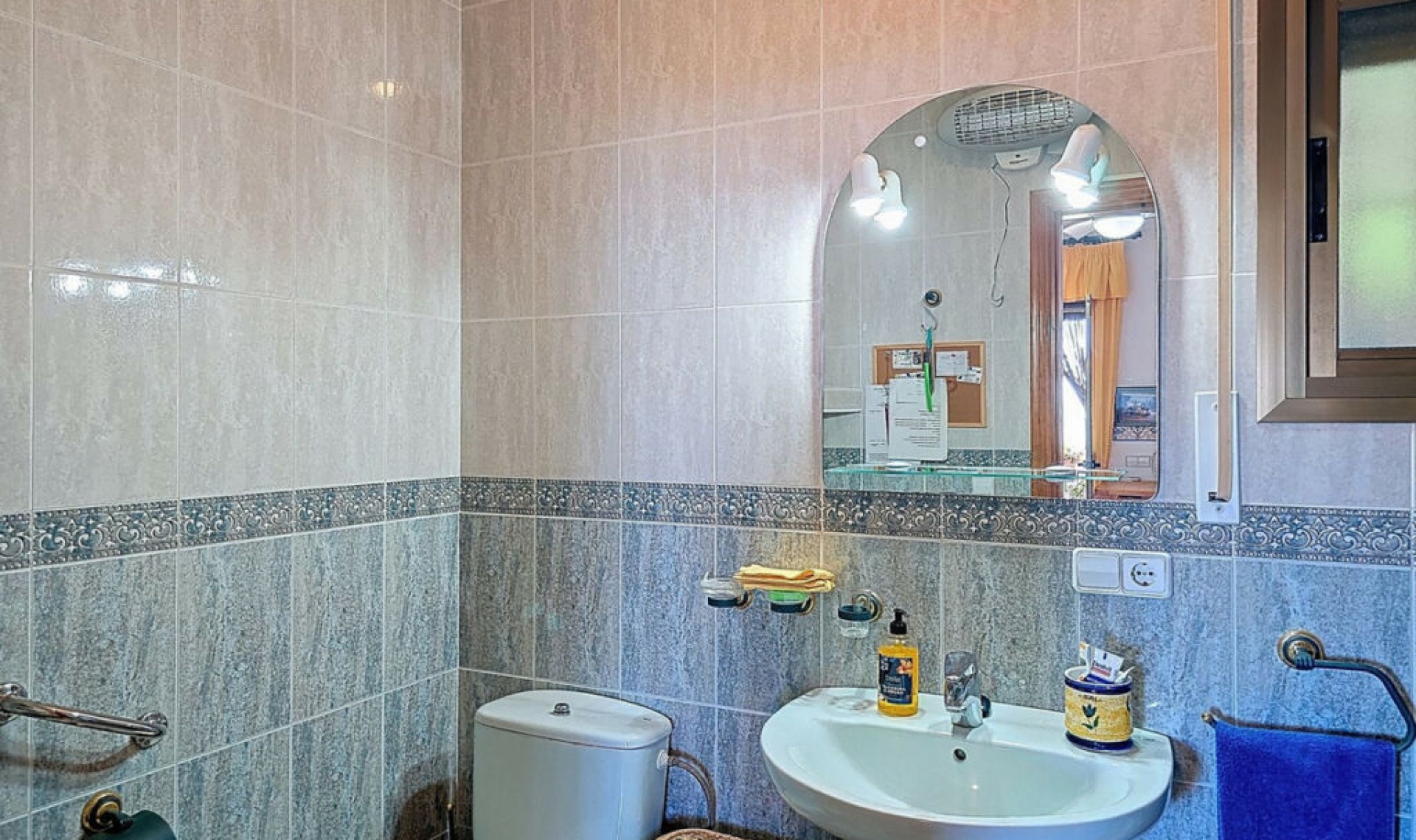 Resale - House -
Cómpeta