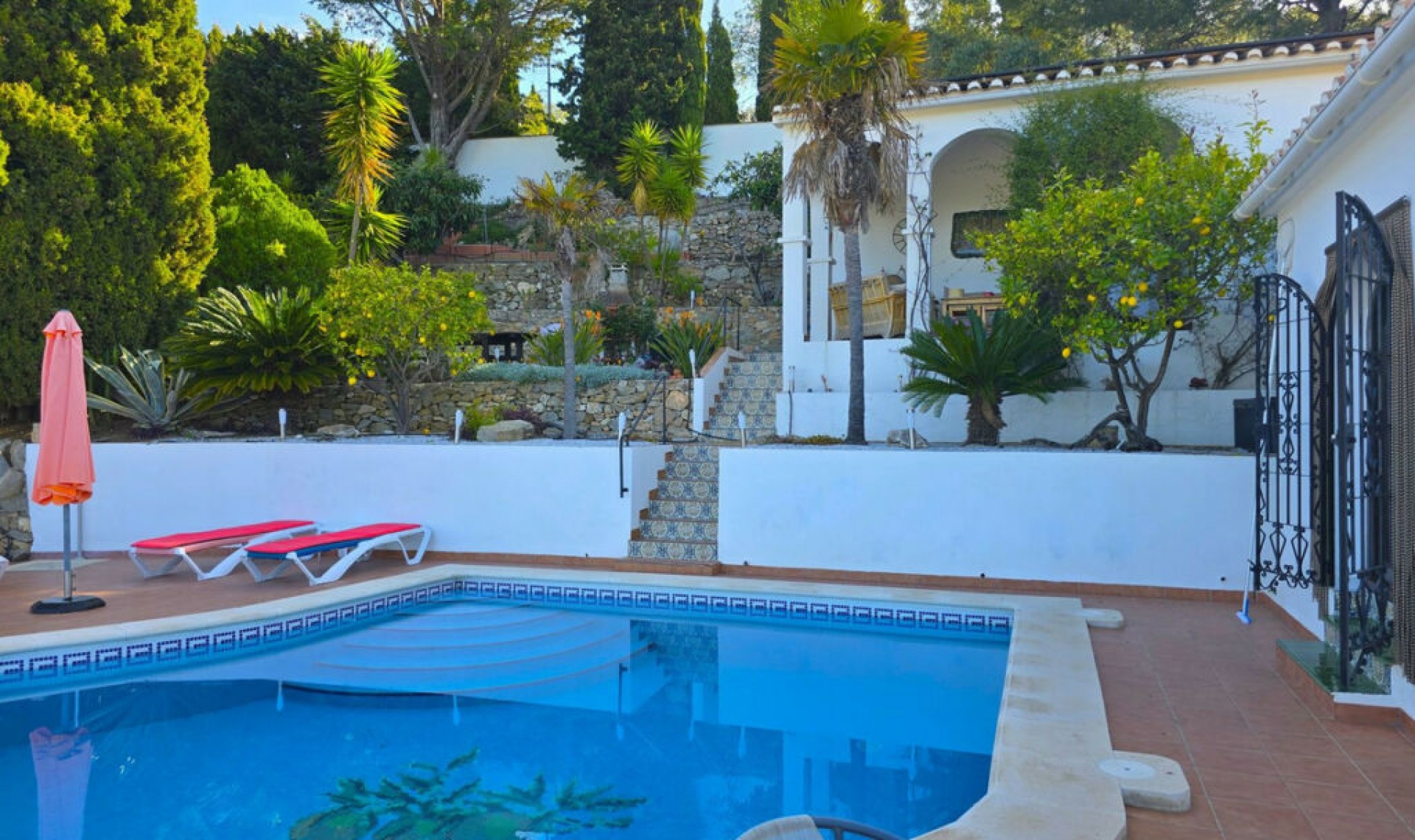 Resale - House -
Cómpeta