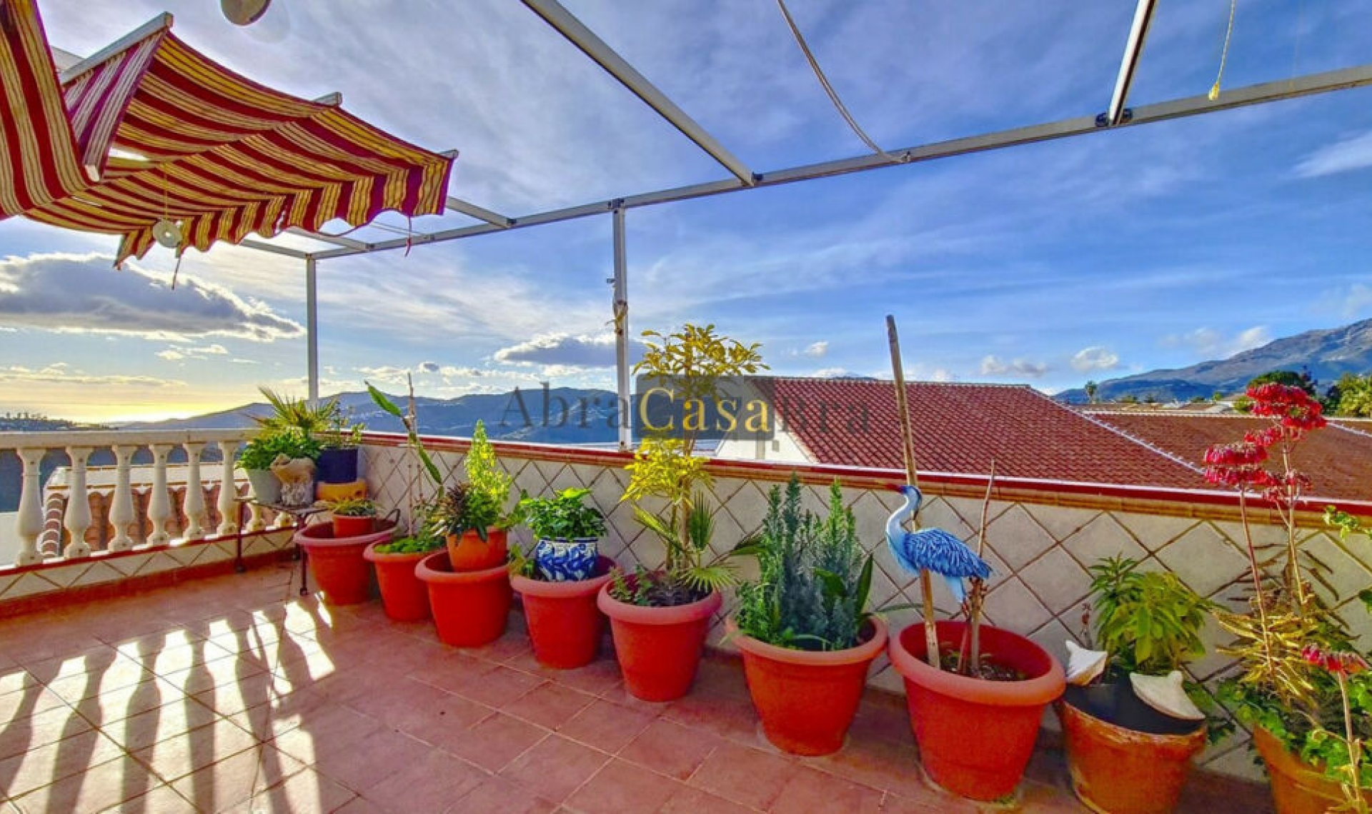 Resale - House -
Cómpeta