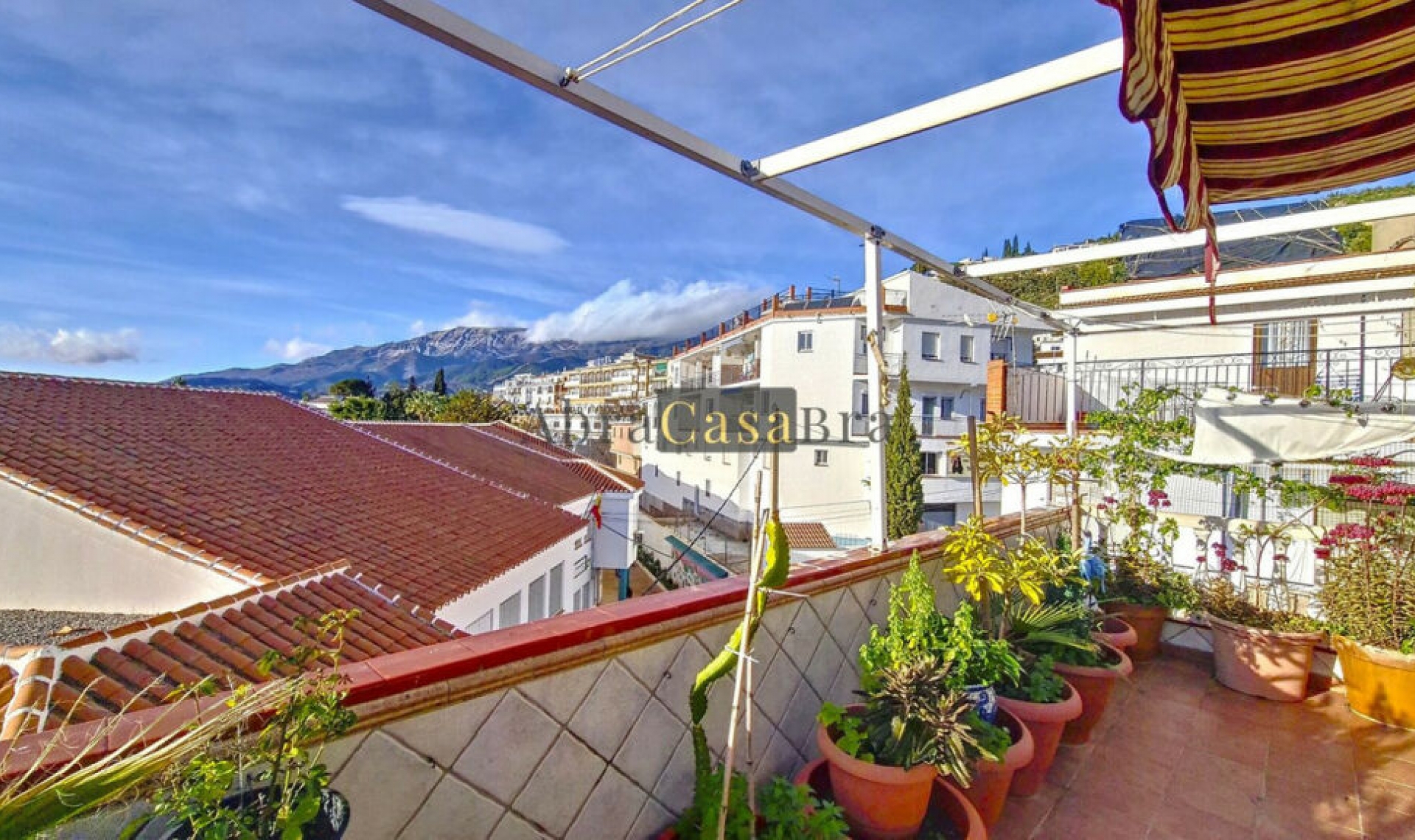 Resale - House -
Cómpeta