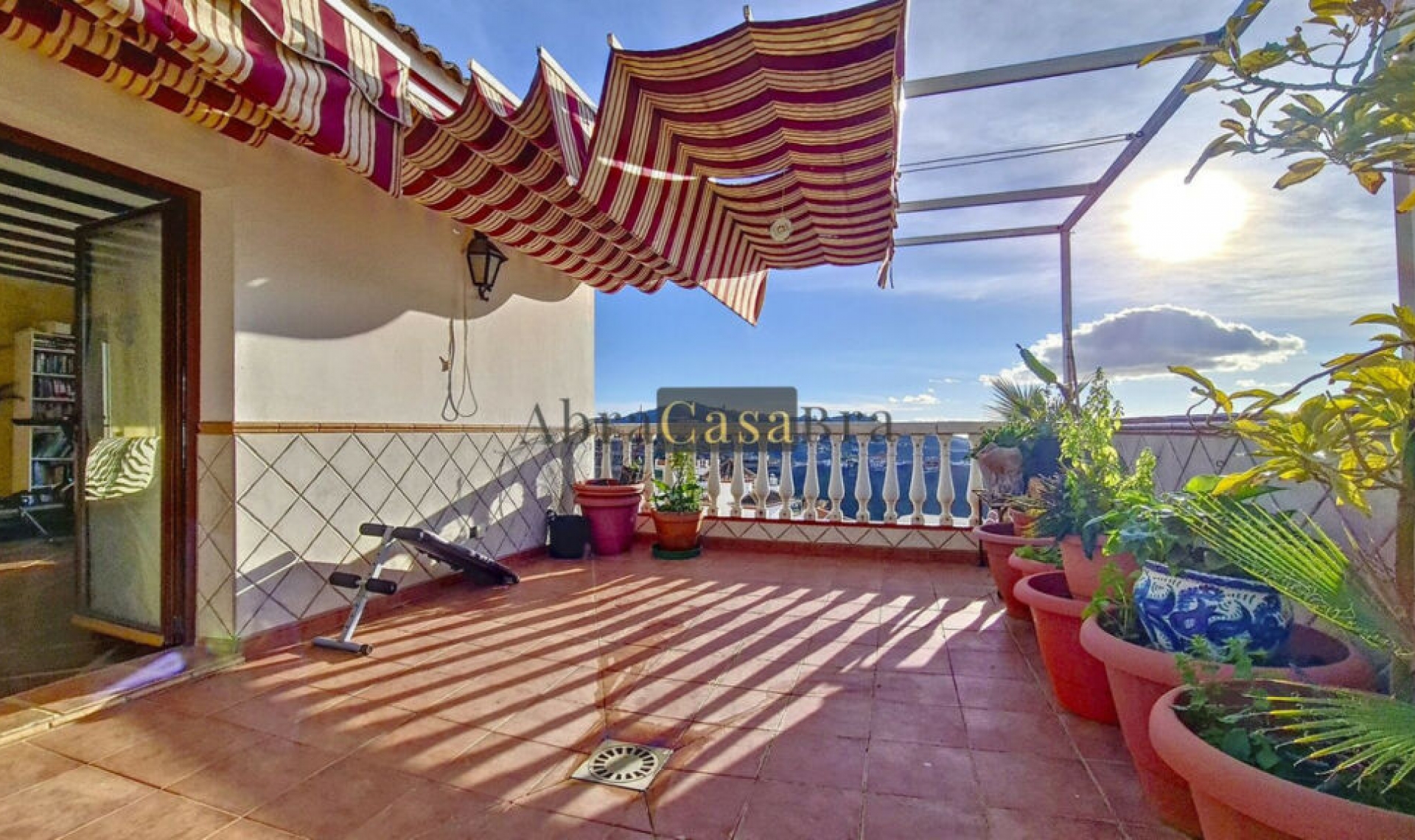 Resale - House -
Cómpeta