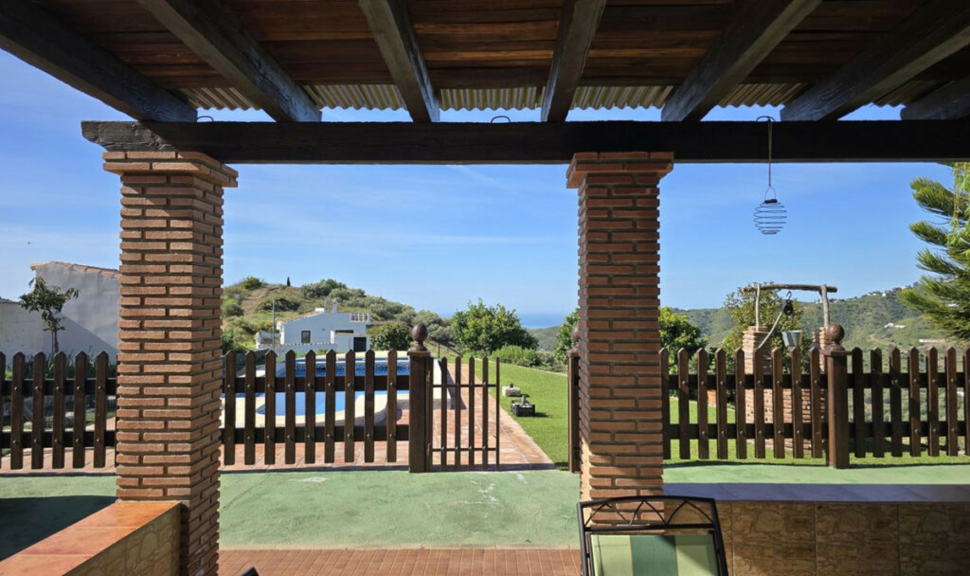 Resale - House -
Cómpeta