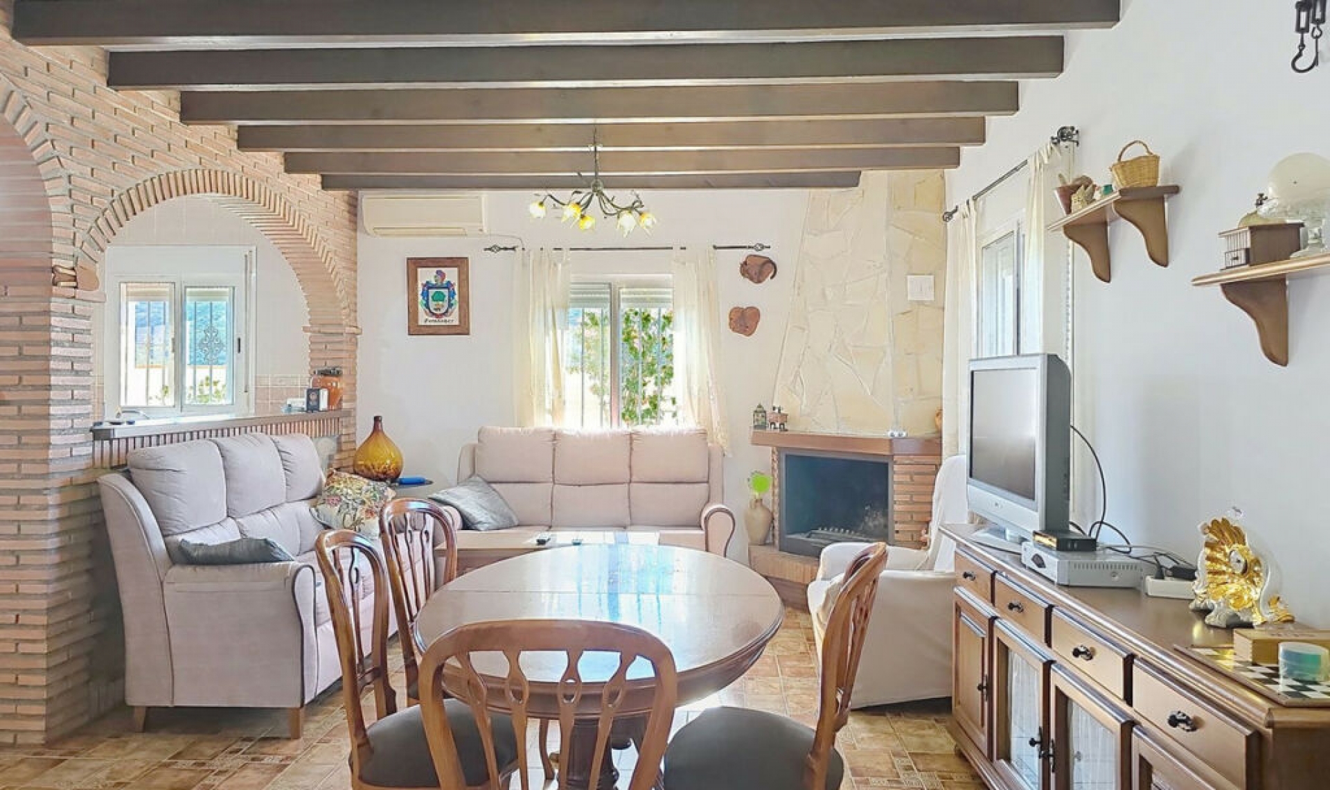 Resale - House -
Cómpeta