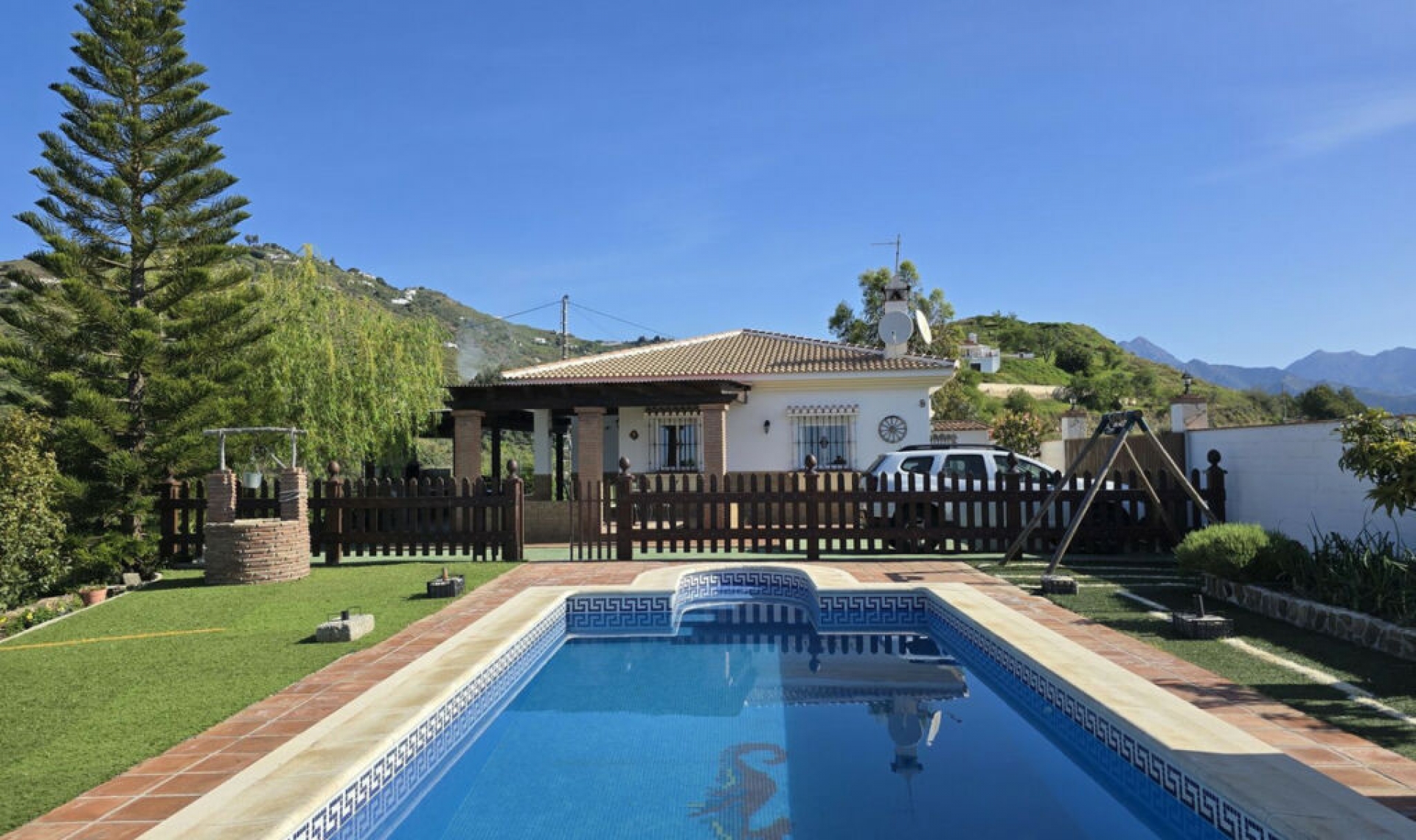 Resale - House -
Cómpeta