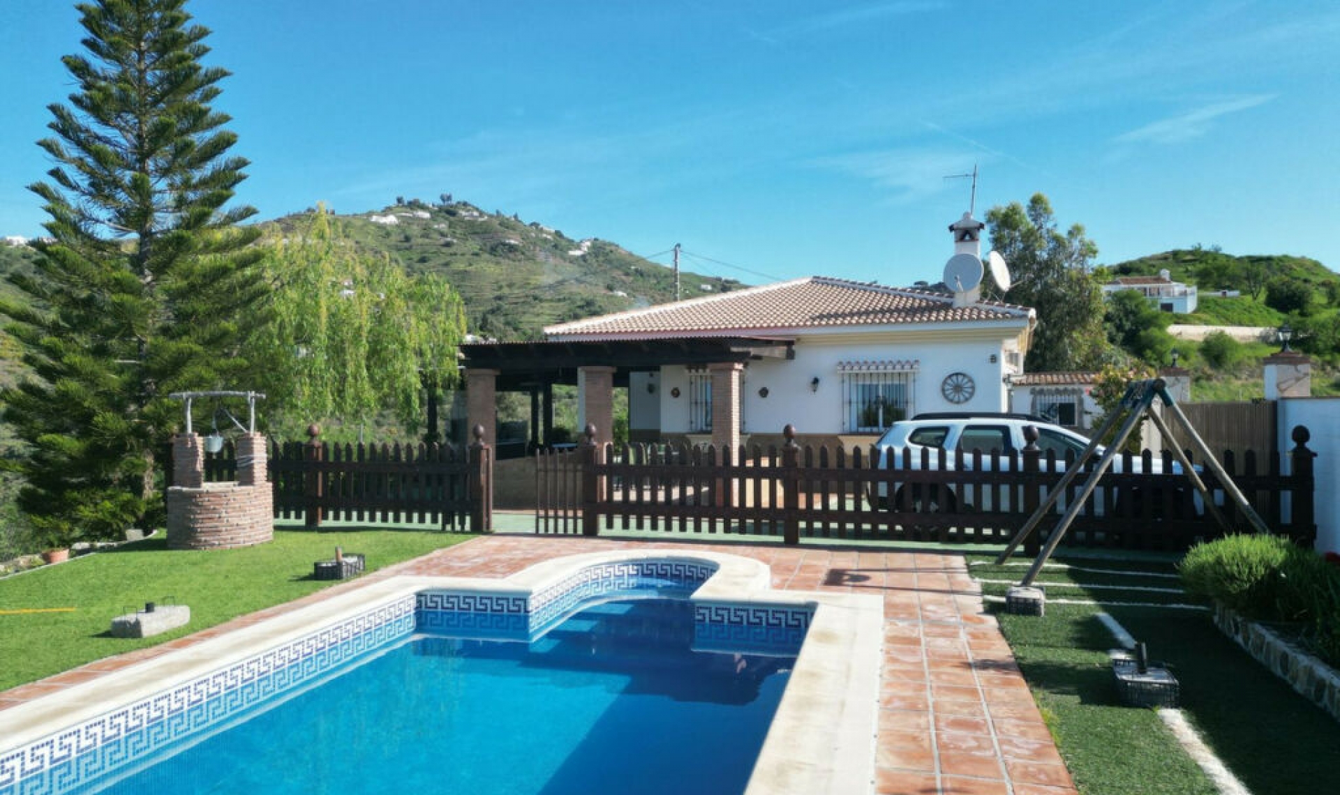 Resale - House -
Cómpeta