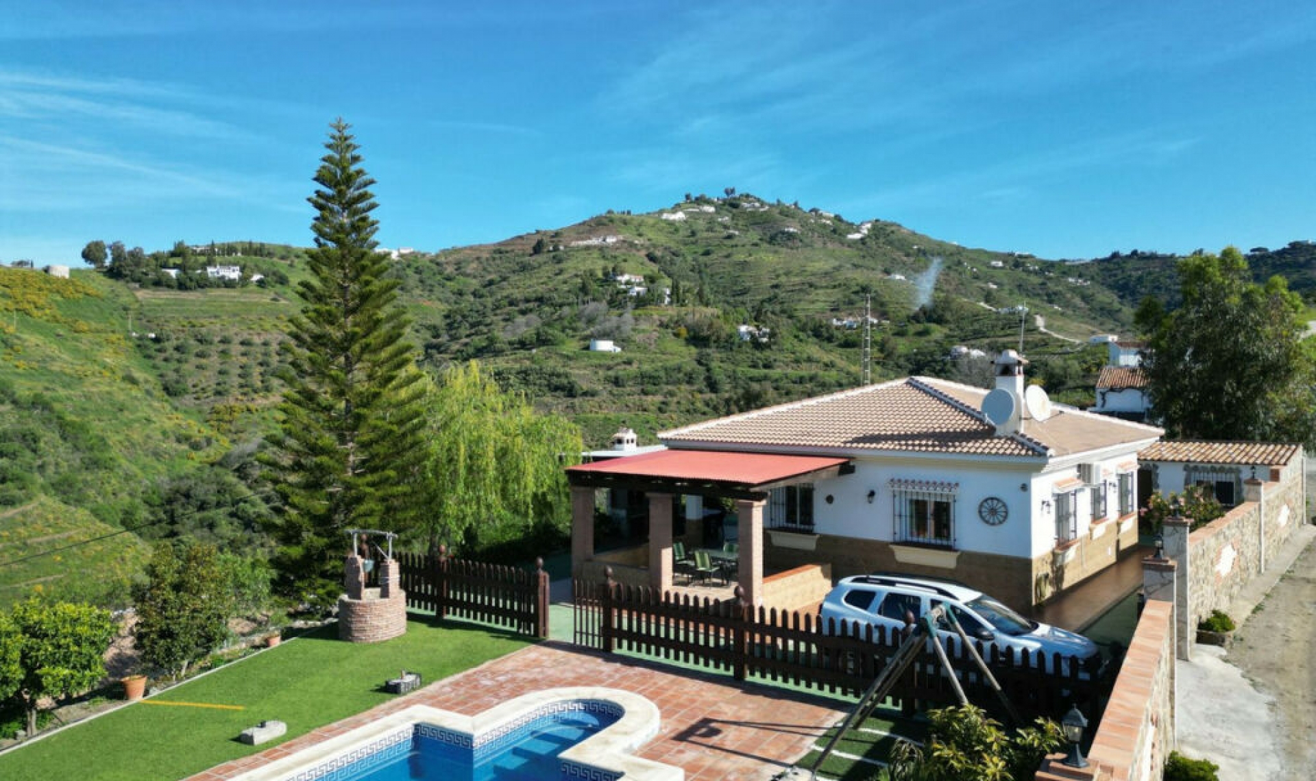 Resale - House -
Cómpeta