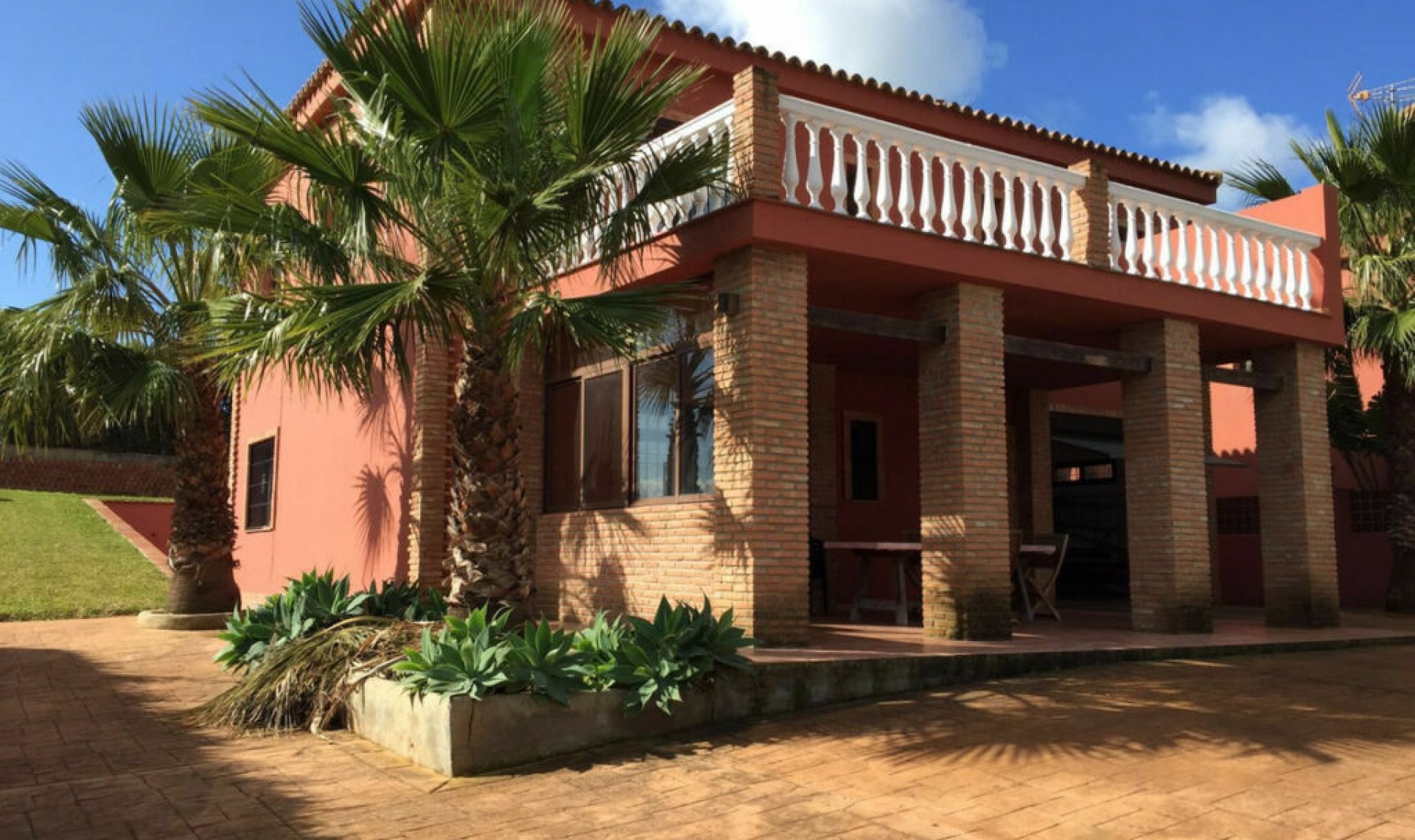 Resale - House -
Conil de la Frontera