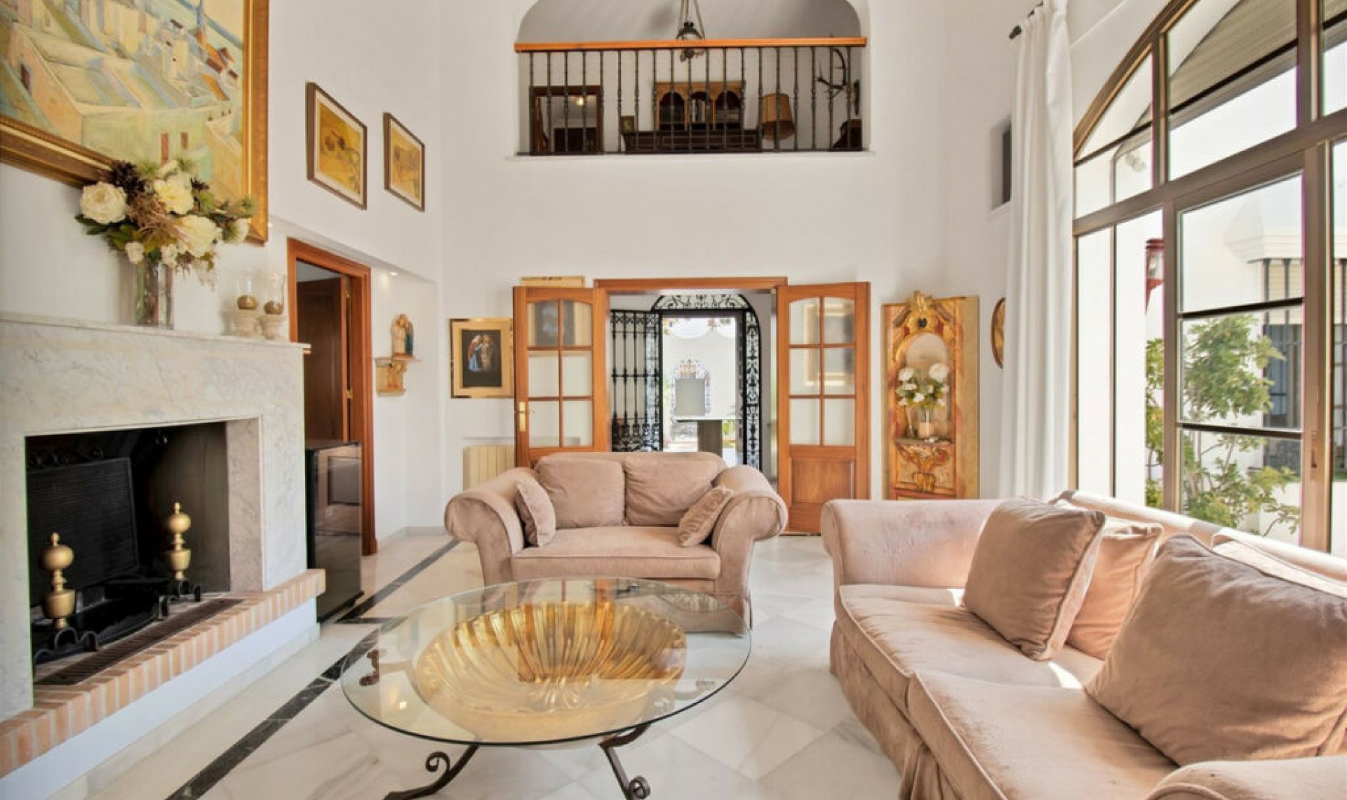 Resale - House -
Cortijo Blanco