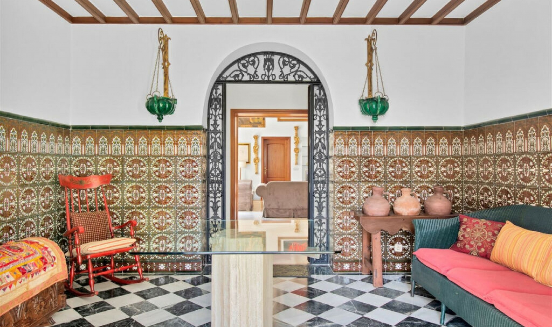 Resale - House -
Cortijo Blanco