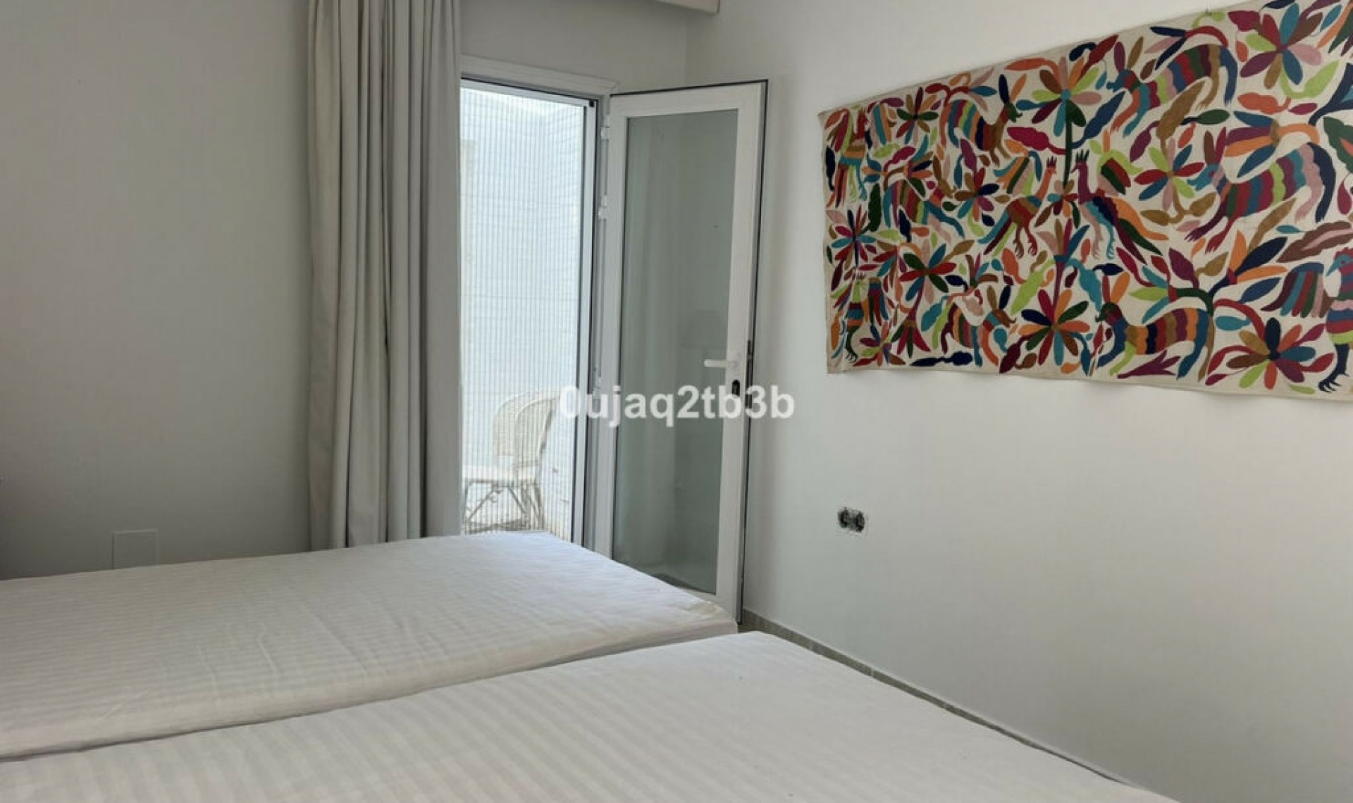 Resale - House -
Cortijo Blanco